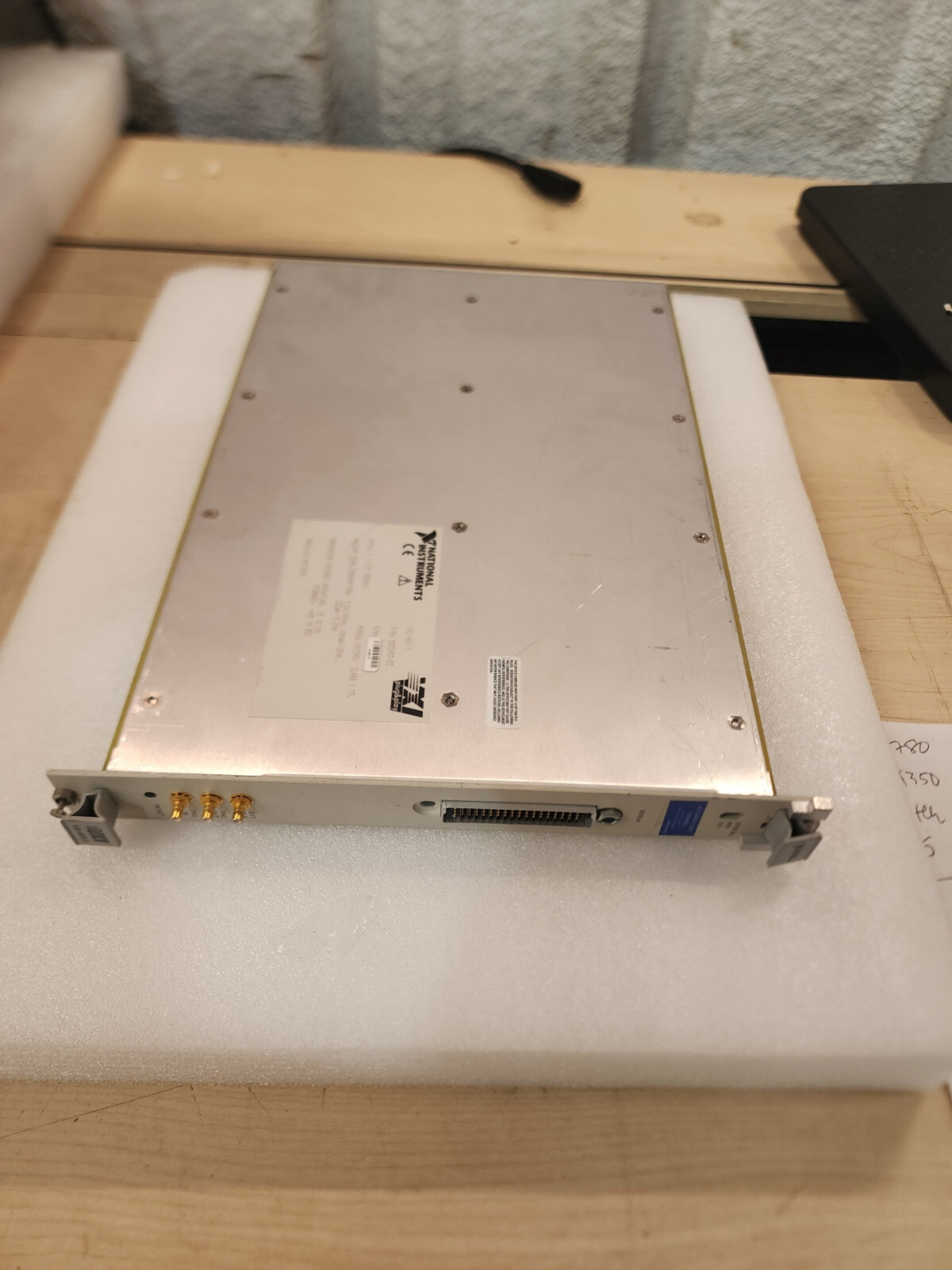 National Instruments VXI-MXI-2 VXI Module Unit #1