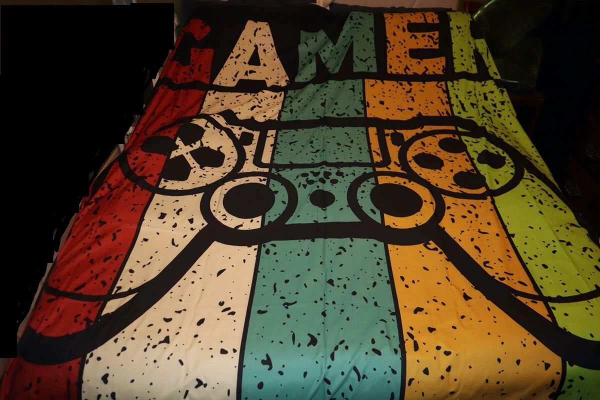 1 Gamer Gamepad King Flat Sheet NWOT