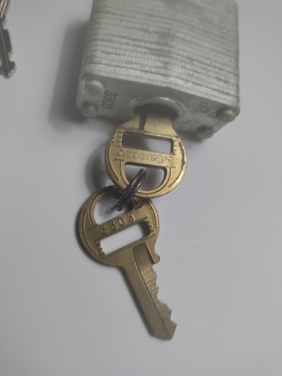 🌟Vintage Master Lock with Keys Lot🌟