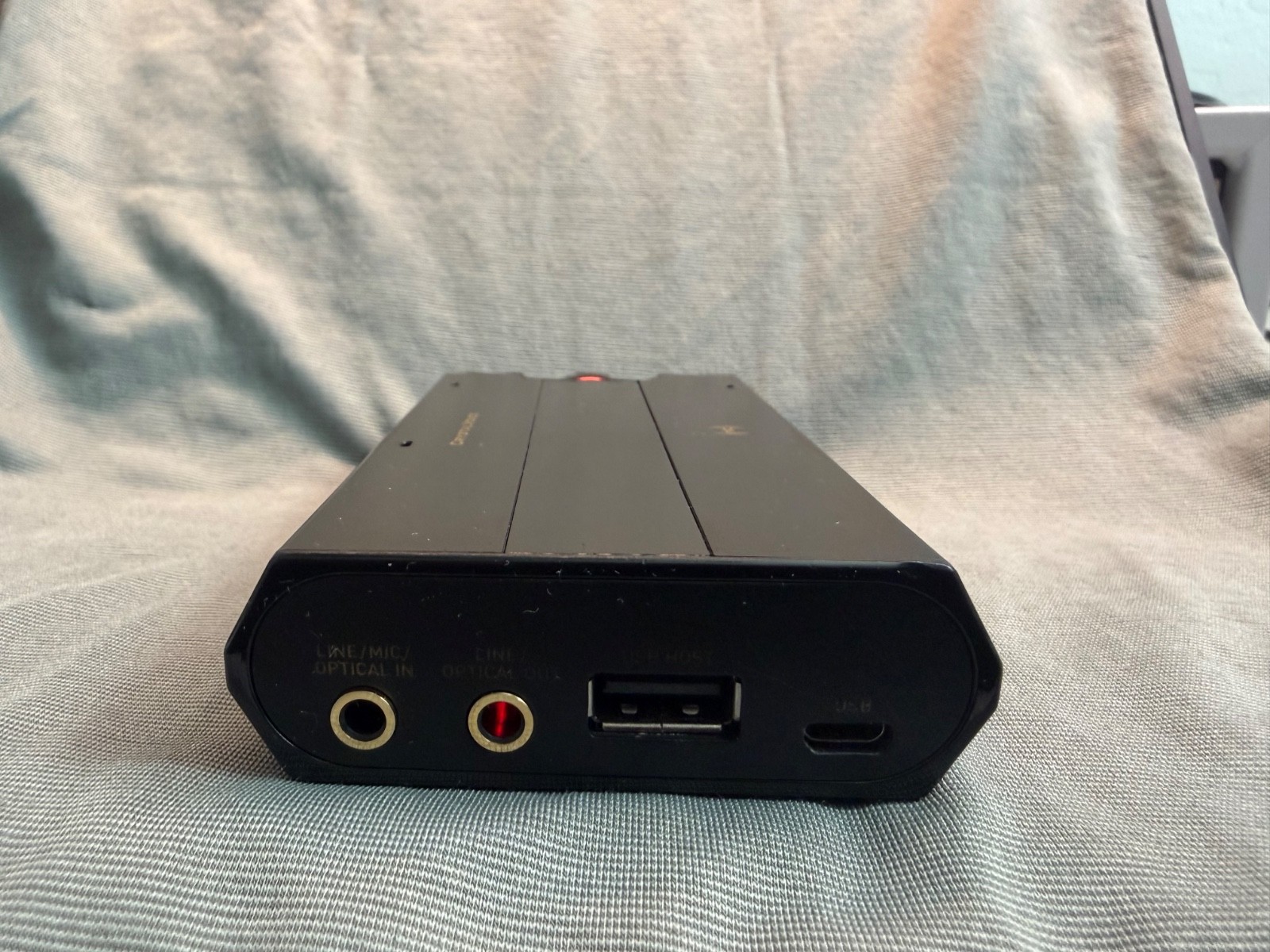 Creative SoundBlaster E5 Hi-Resolution Portable USB DAC and headphone amplifier