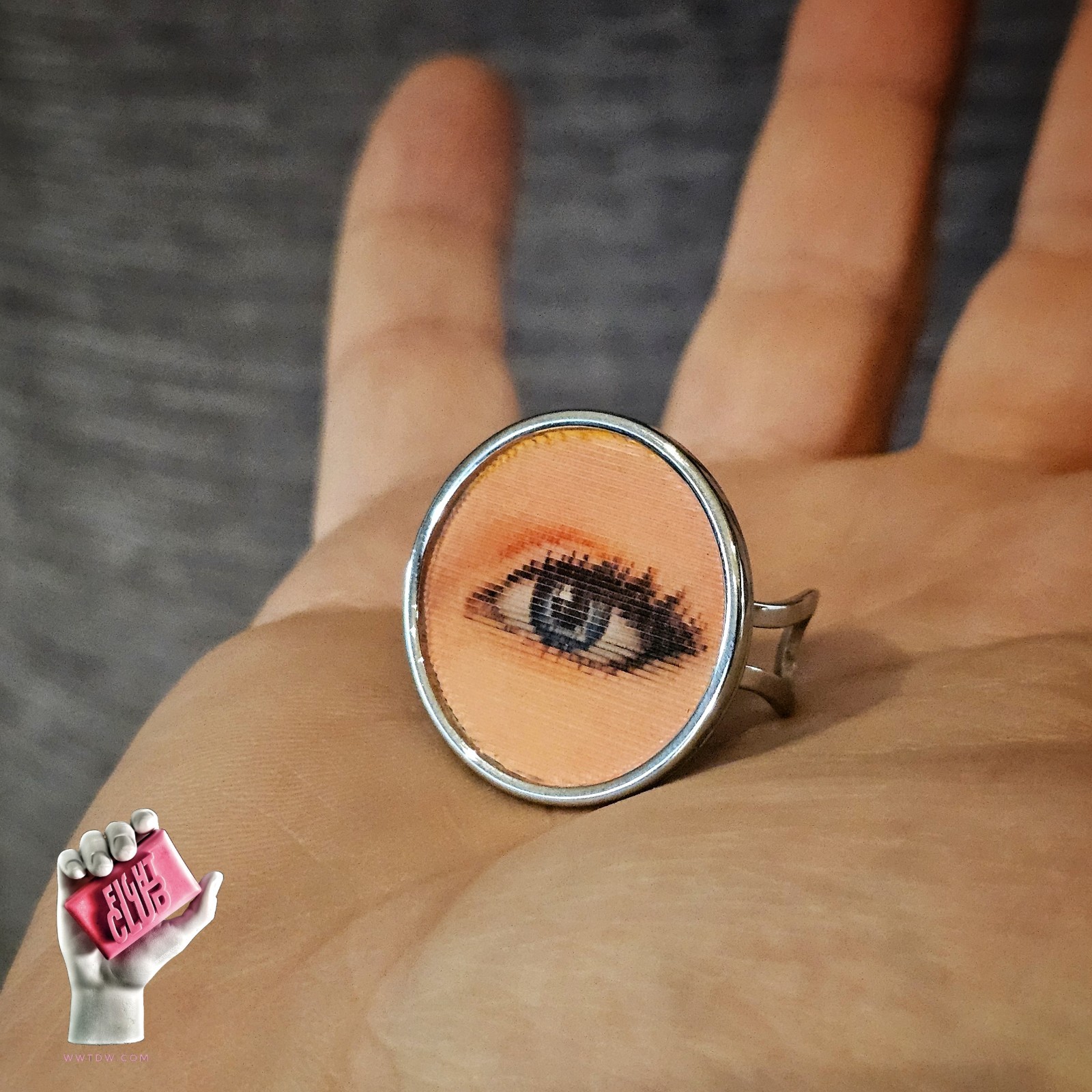 Fight Club - Tyler Durden's Winking Eye Ring, Costume Vintage Limited Run WWTDW