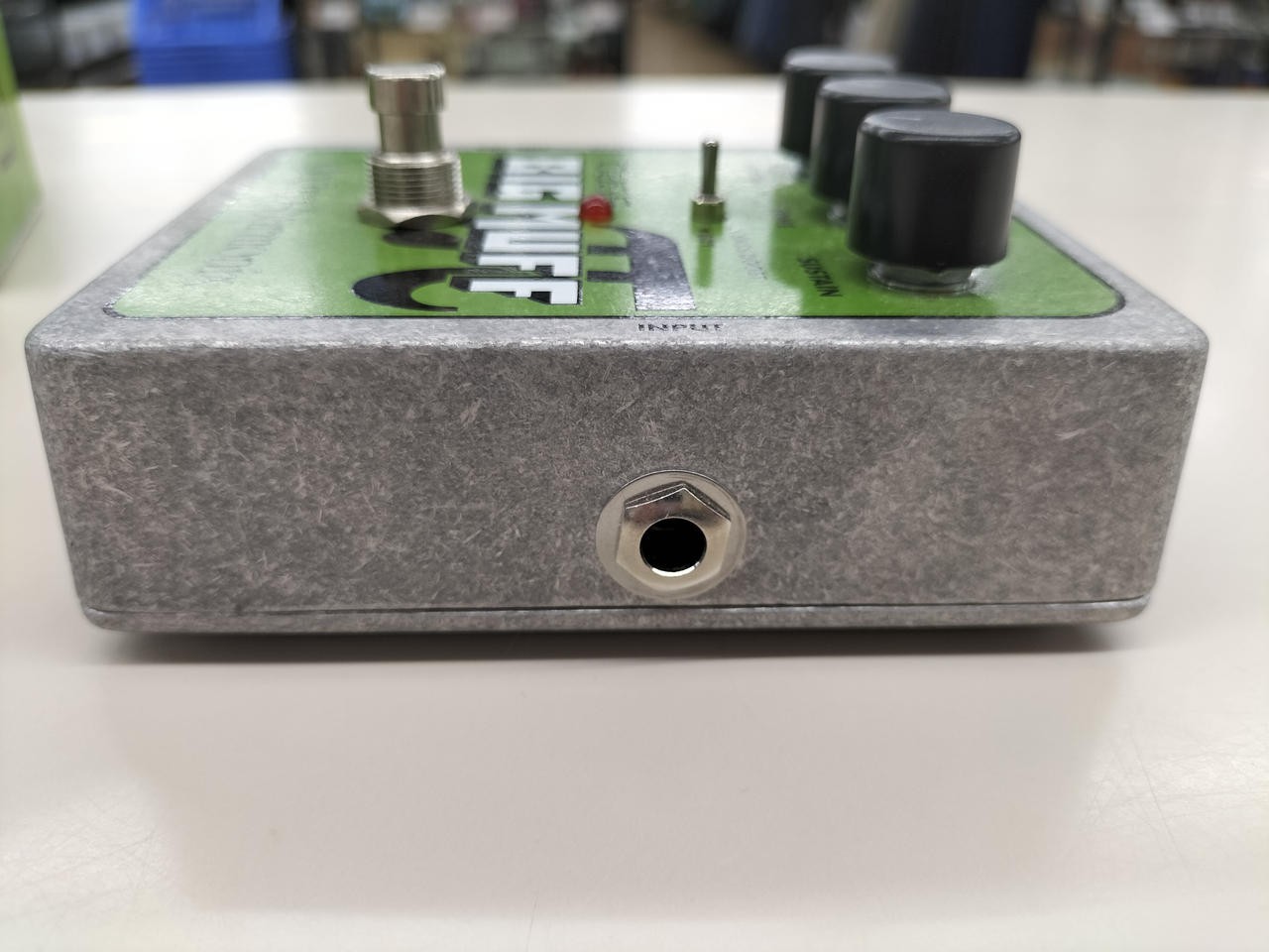 ELECTRO-HARMONIX BASS BIG MUFF Effects Pedal