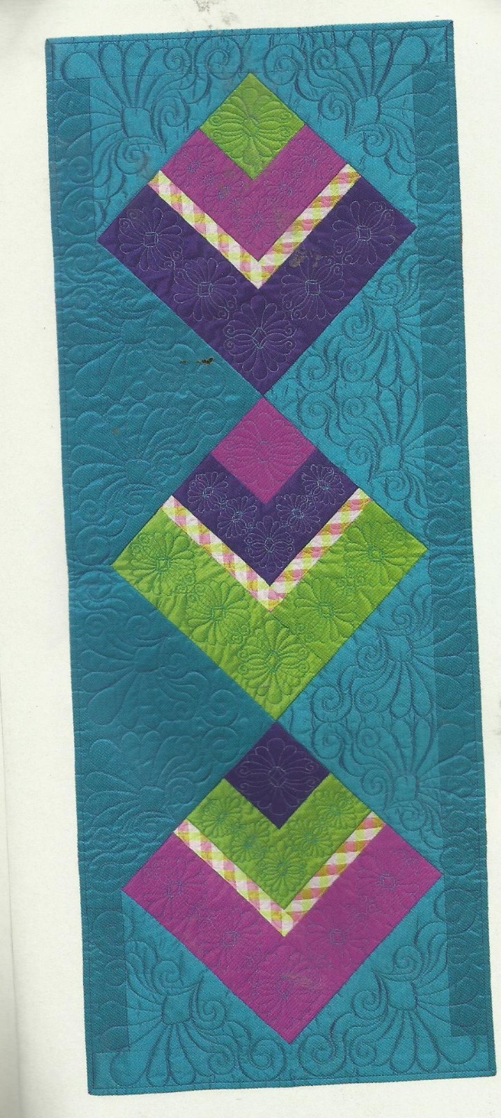 L0620 ROYAL TREATMENT RUNNER QUILT PATTERN/INSTRUCTIONS