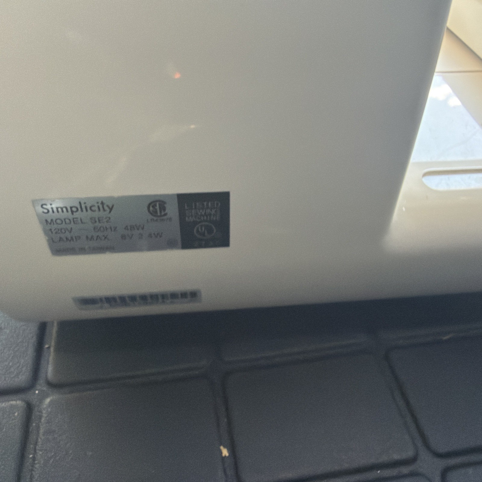 Brother Simplicity SB7500 Sewing and Embroidery Machine