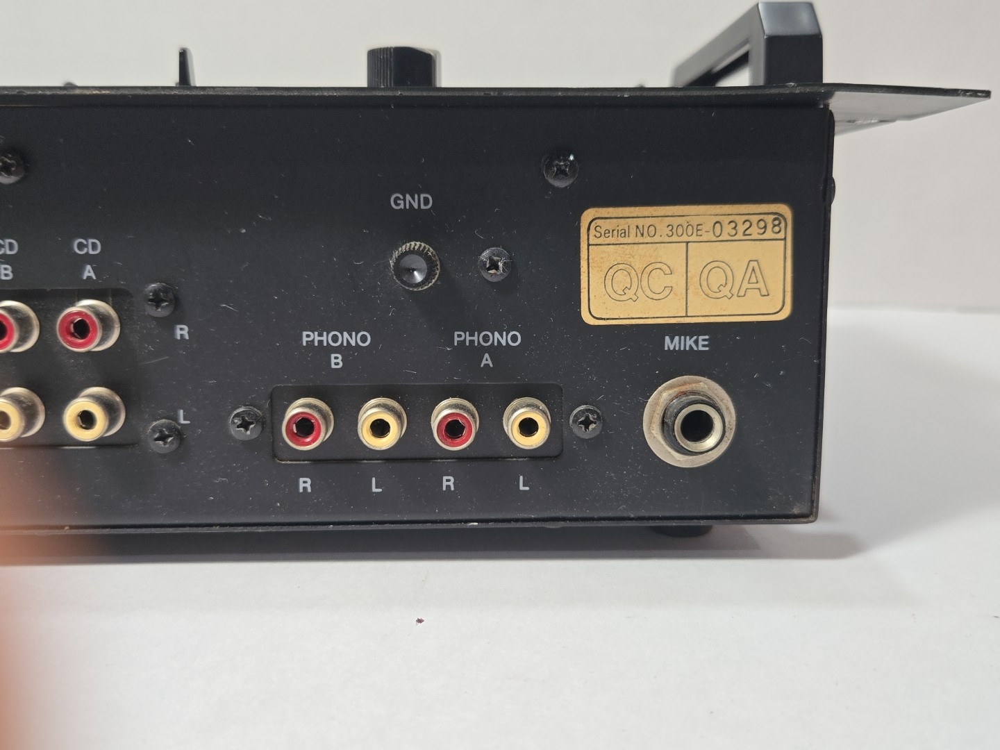 ATUS-AM300E-STEREO MIXER-POWERS ON-UNTESTED