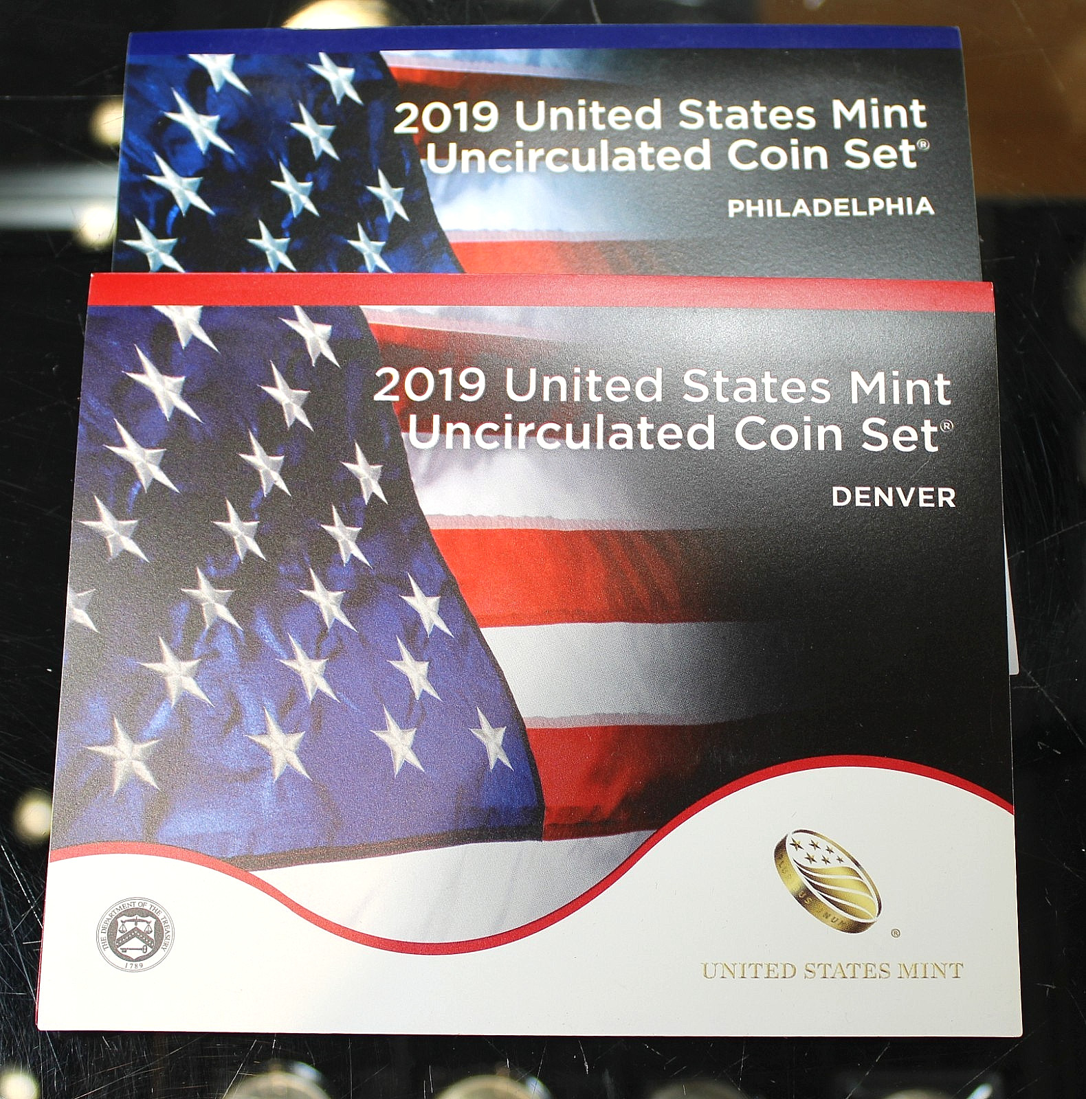 2019 Philadelphia & Denver US Mint issued 20 Piece Uncirculated Coin Set !!