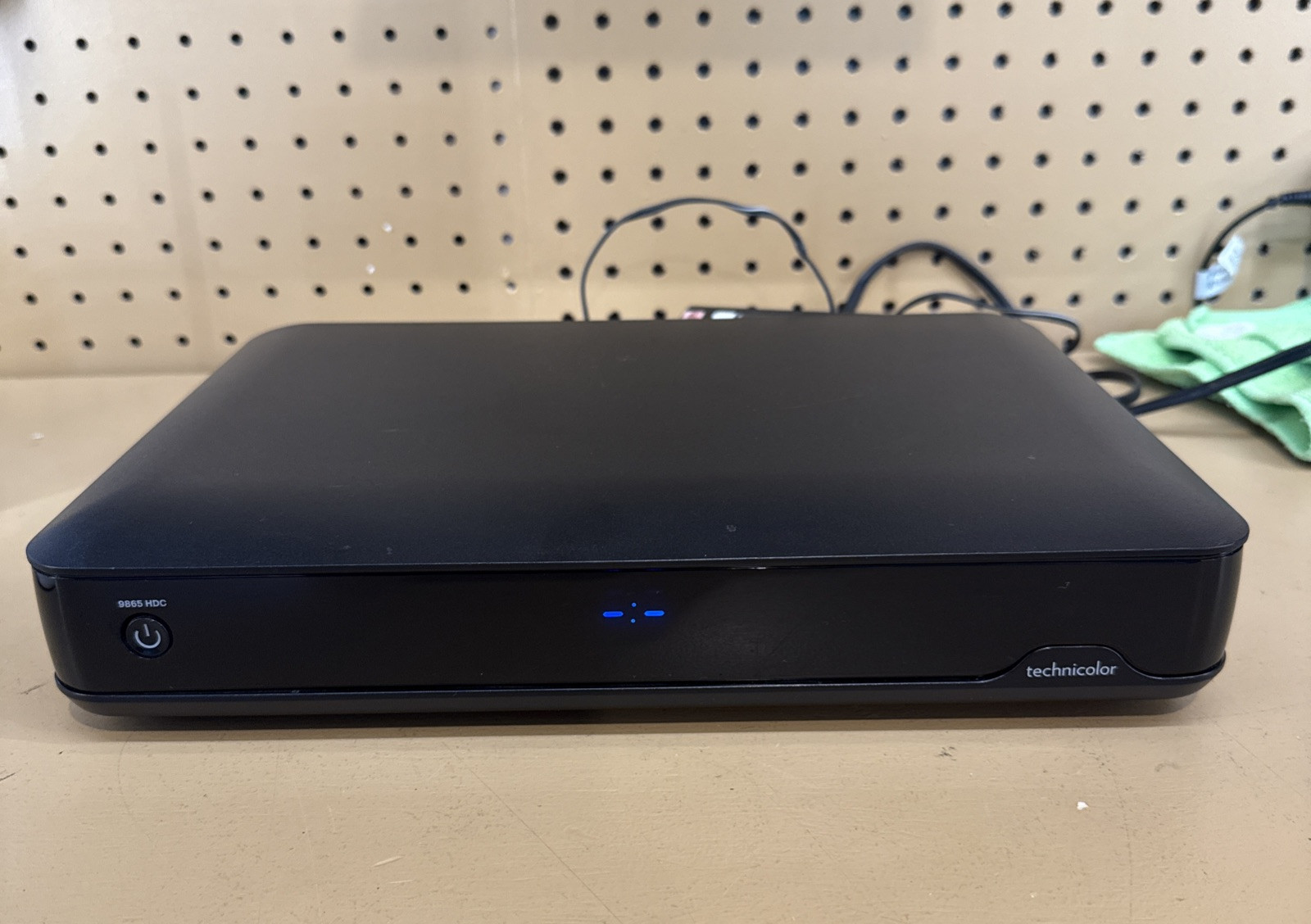 Technicolor Digital Home Communications Terminal Model 9865