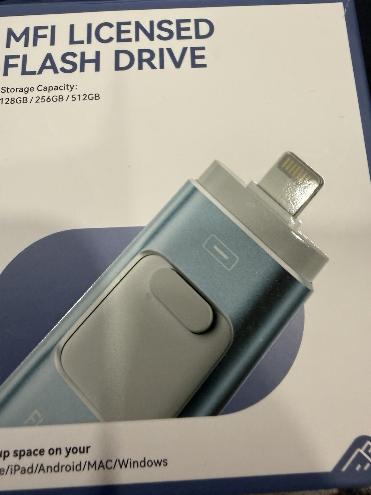 MFILICENSED FLASH DRIVE 128 GB PINK