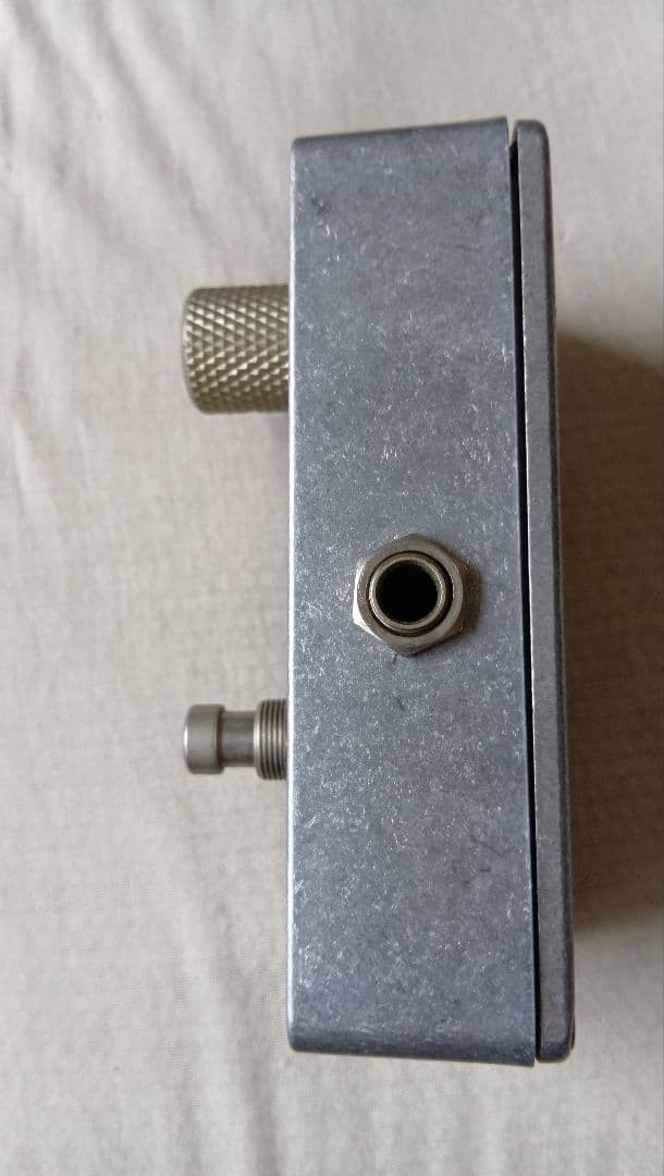 Akima Supervised Power Fuzz Pedal