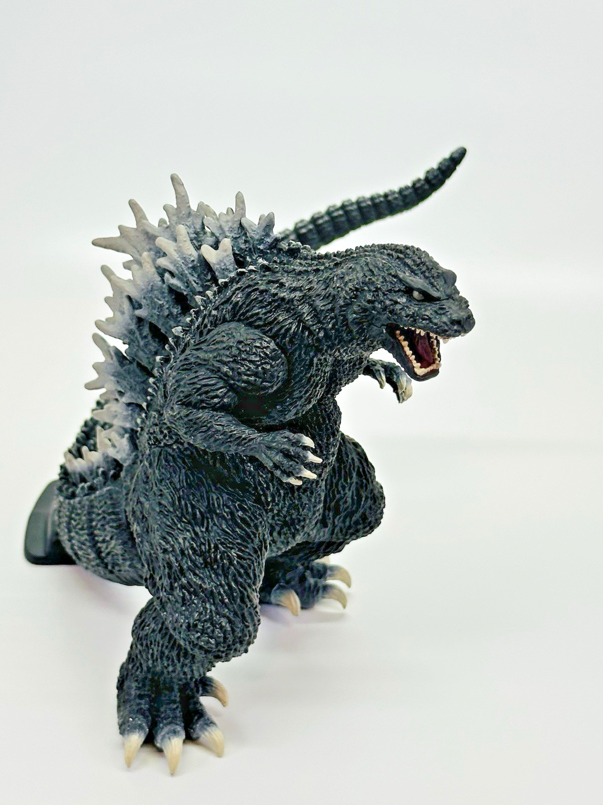 Godzilla 2001 GMK Banpresto Monsters Roar Attack Figure w/ Box Japan