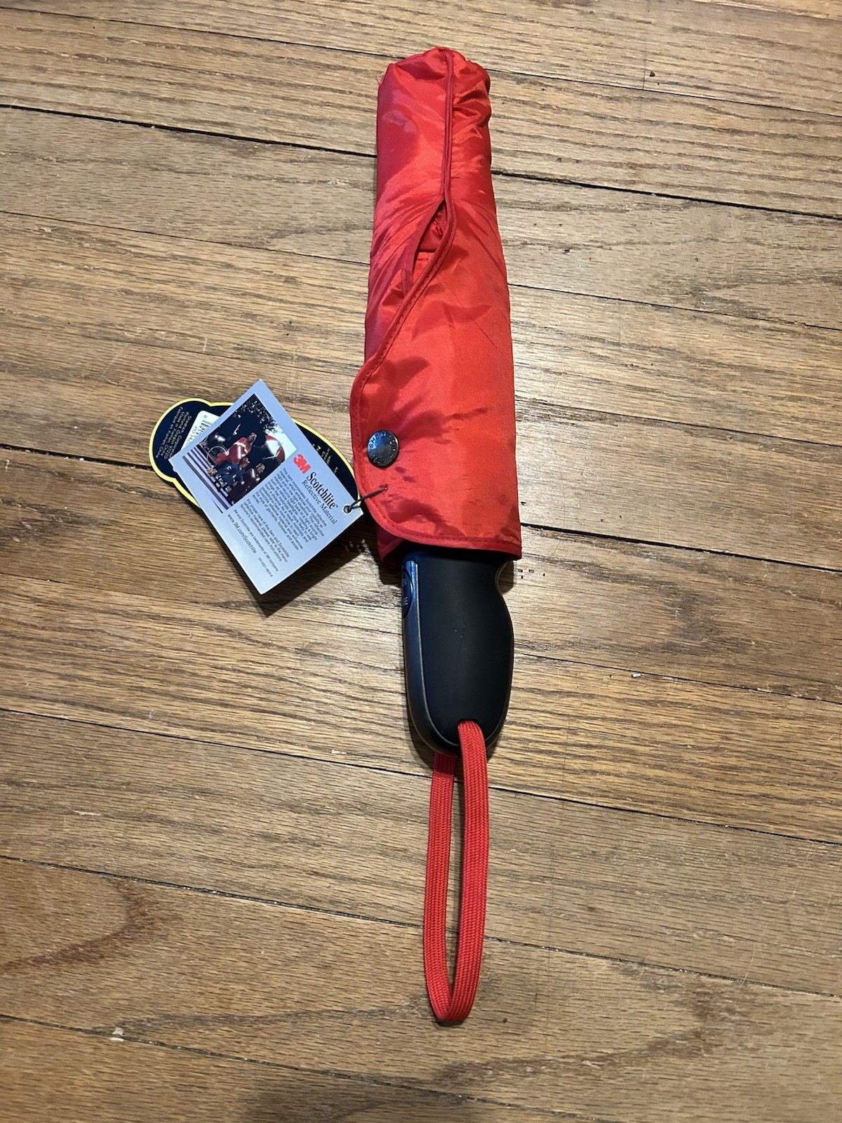 Shed Rain 3M Scotch Lite Auto Push Button Umbrella Reflective Material Red New