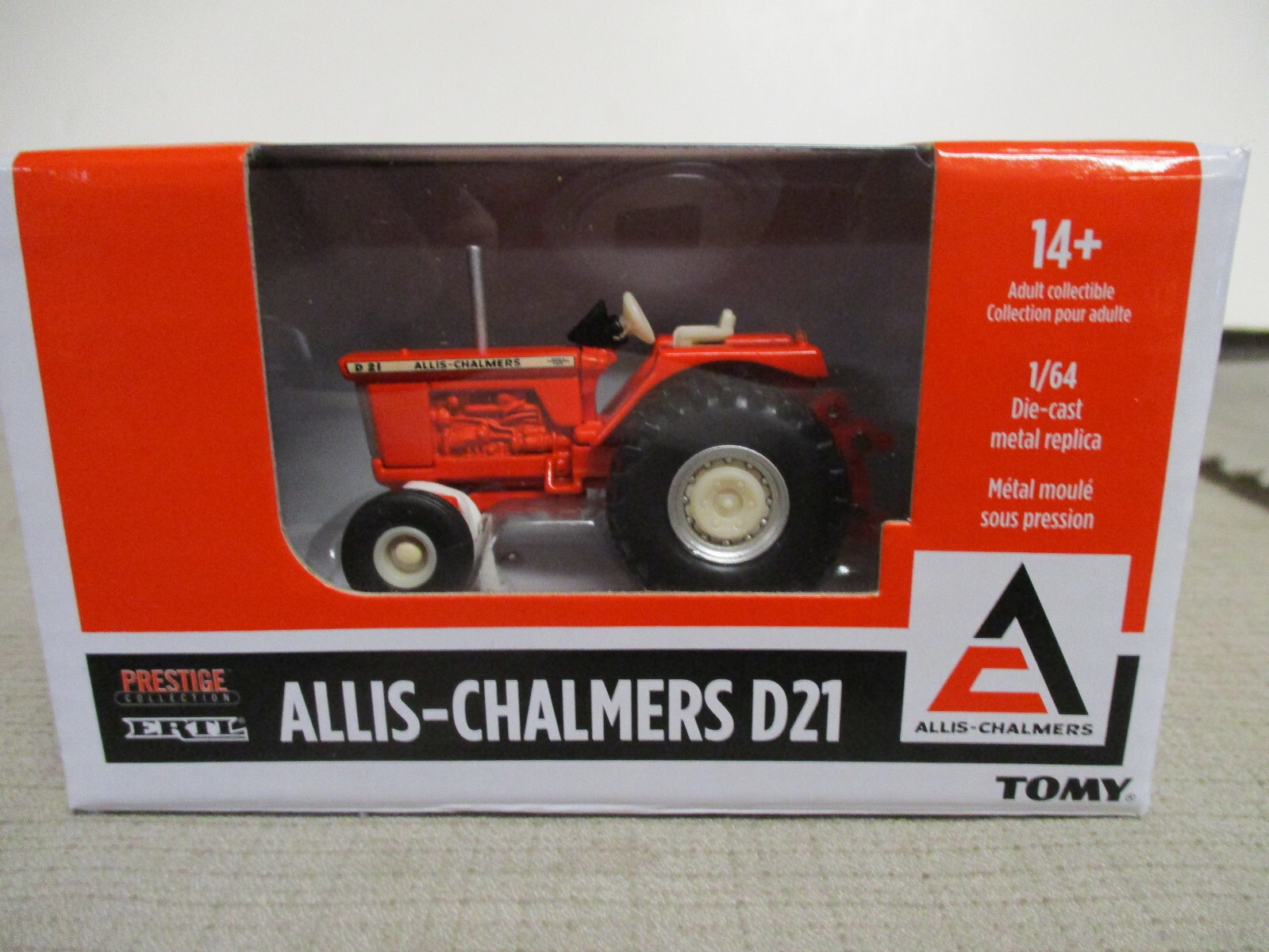 2023 Ertl Allis Chalmers D21 Toy Tractor "Prestige Collection" 1/64 Scale, NIB