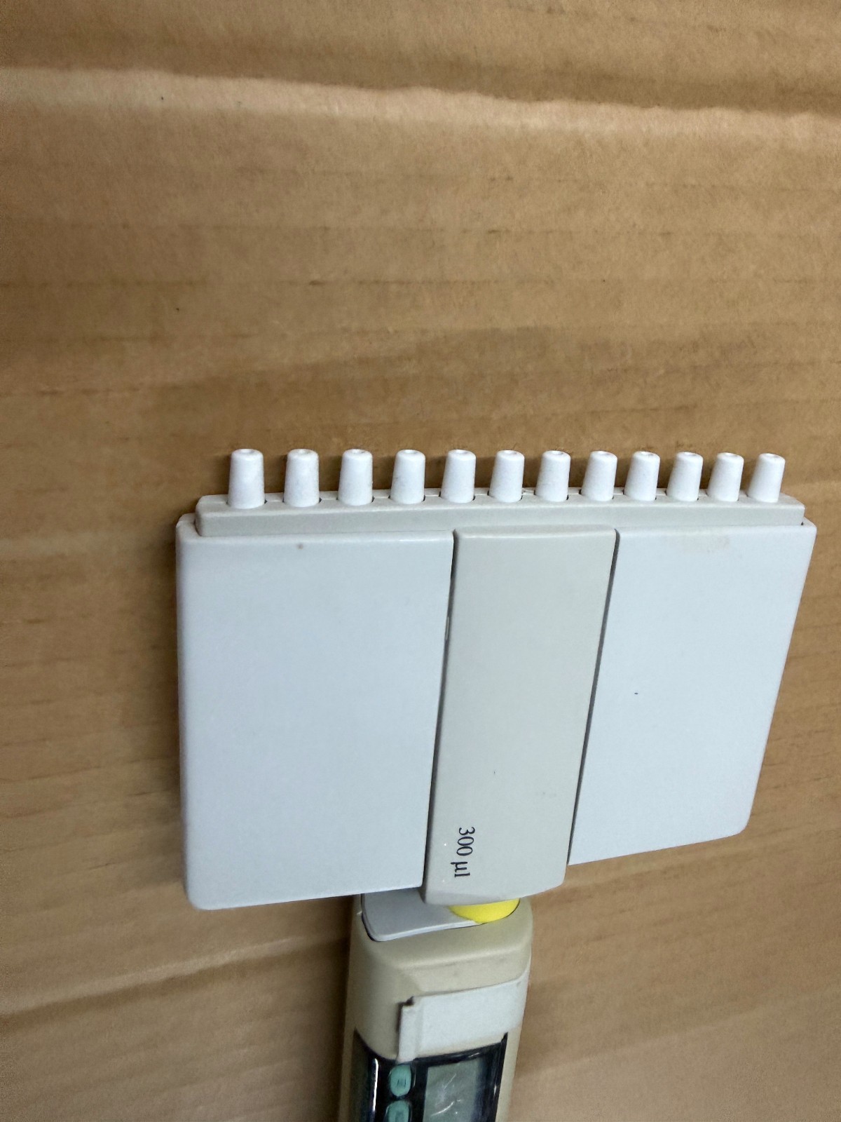 Thermo Labsystems Pipette 300uL 12 Channel