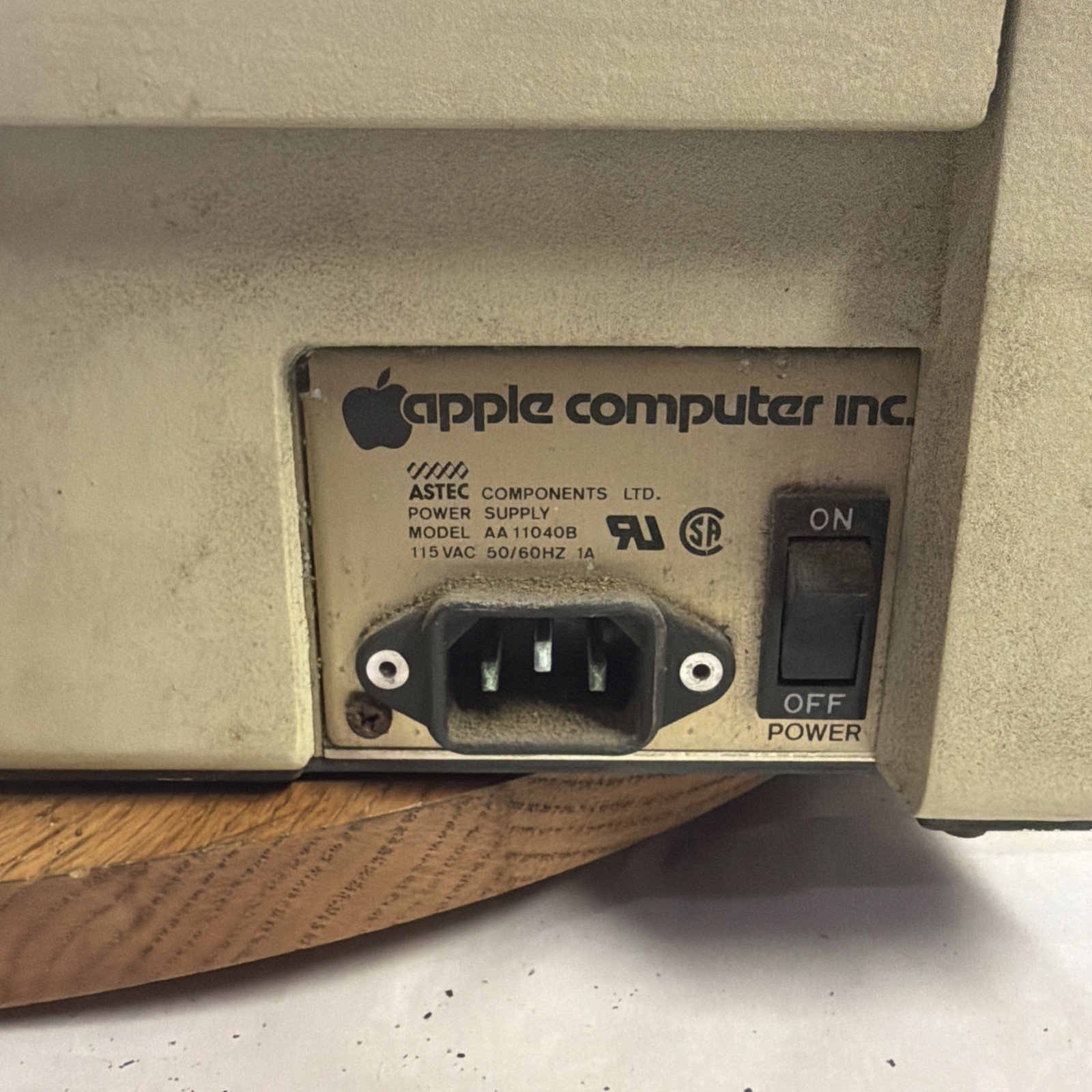 Early Model Apple II Plus Model A2S1048 AS IS FOR PARTS