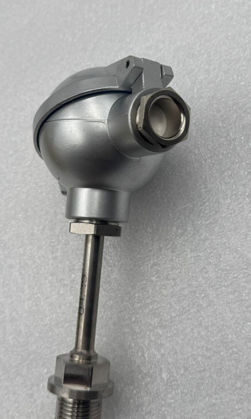 SIEMENS QAE3010.010 PT100 immersion temperature sensor