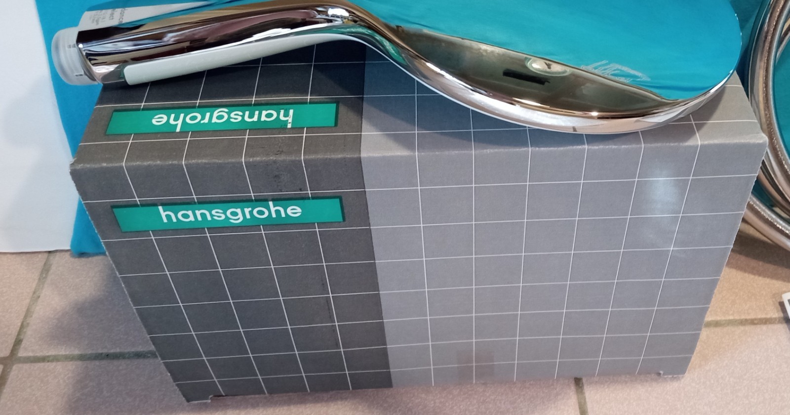HANSGROHE 04487405 RAINDANCE SELECT SET SHOWER PACKAGE White/Chrome NEW OPEN BOX