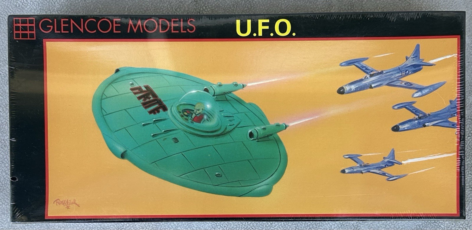 Vintage Glenco 1996 U.F.O. Plastic 1/48 Scale UFO Model Kit 05113 NEW Sealed