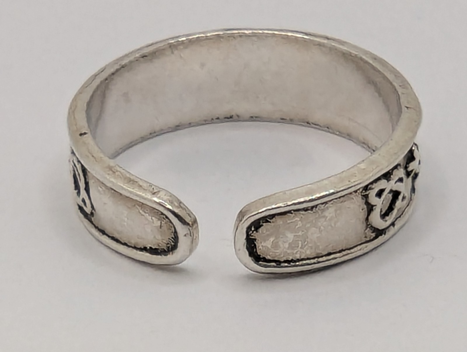 Sterling Silver Toe Ring Planets Design. Adjustable Size. 925 Sterling Silver