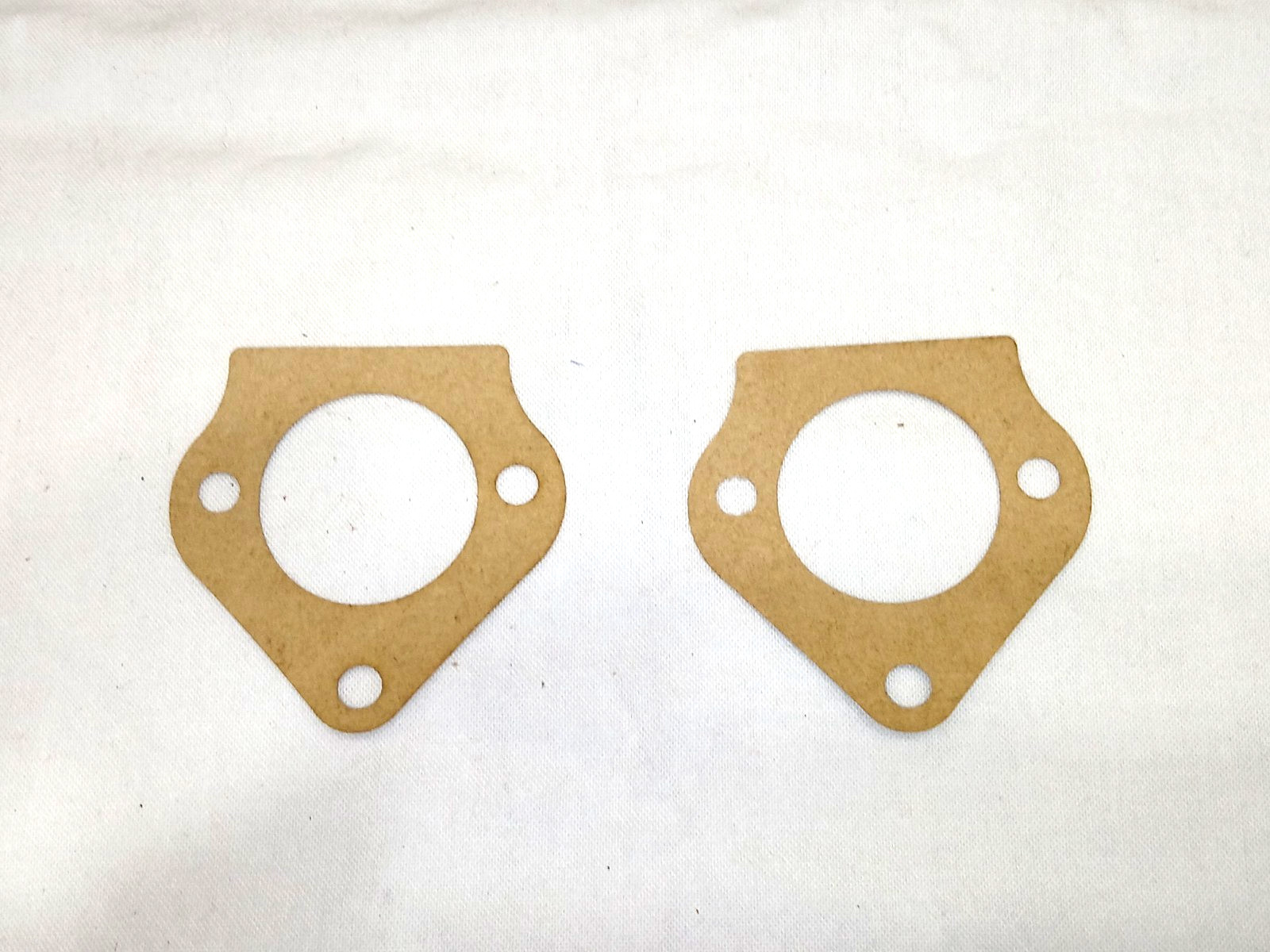 817220 Delco Remy Generator  Bushing  Gasket For  Early Generators   Lot of 2