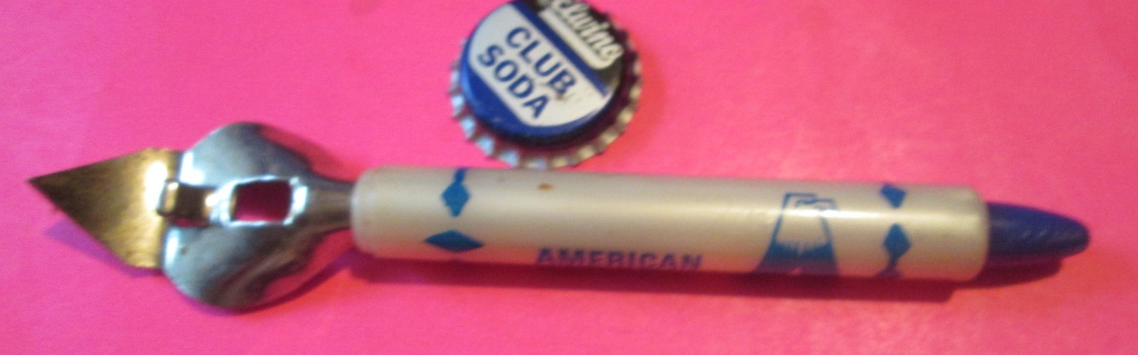 VTG AMERICAN NATIONAL BANK OF CHAMPAIGN METAL PLASTIC BOTTLE CAN SODA OPENER
