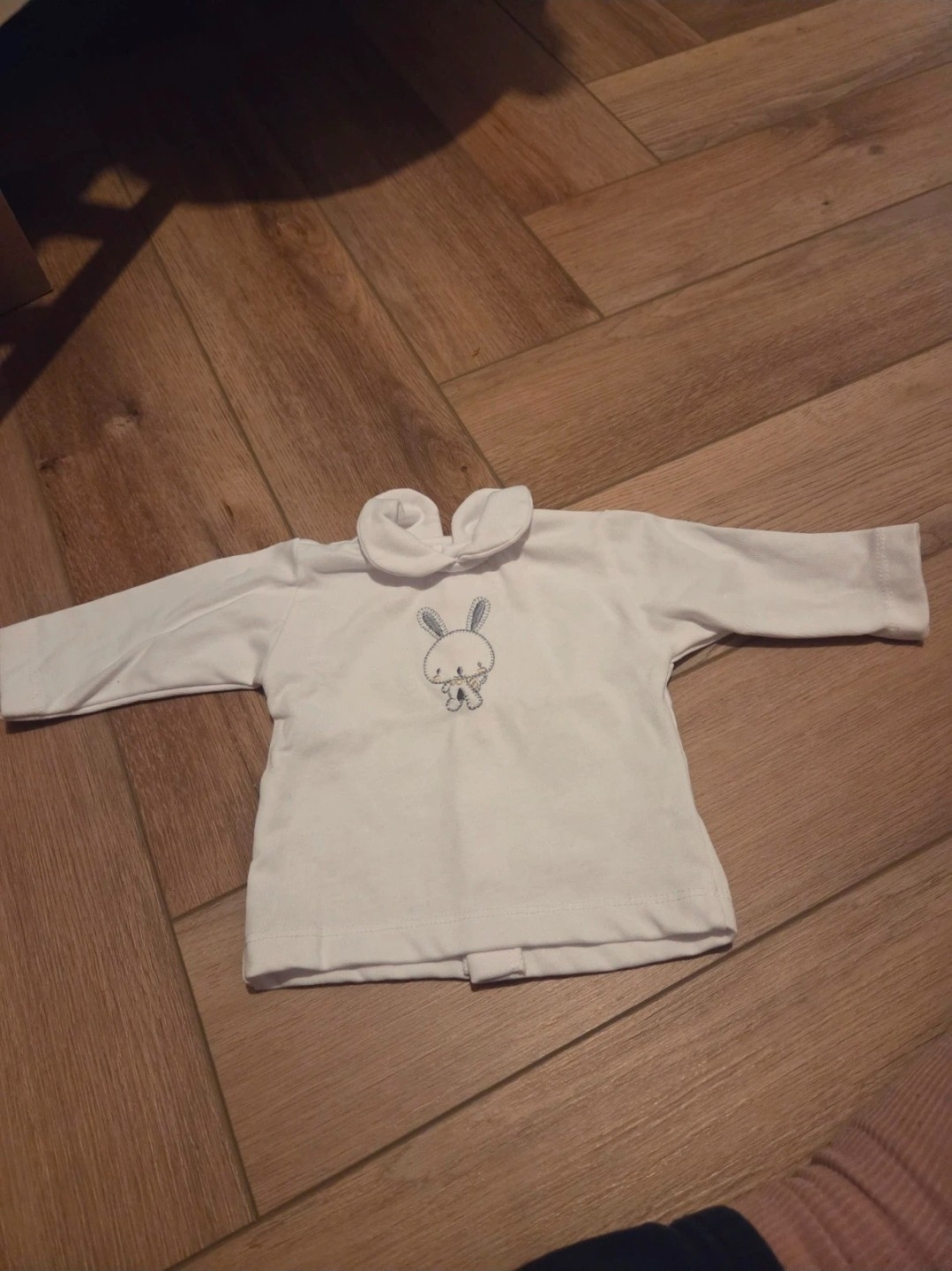 unisex long sleeved bunny top 0-3 months