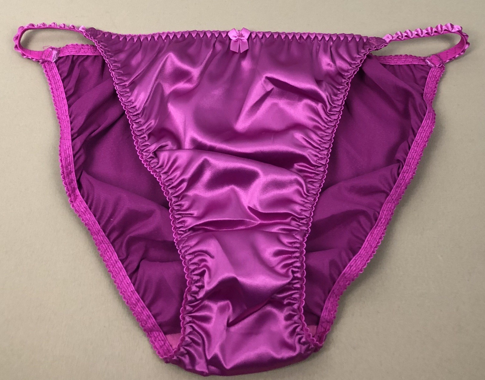 Satin String Panty Magenta M