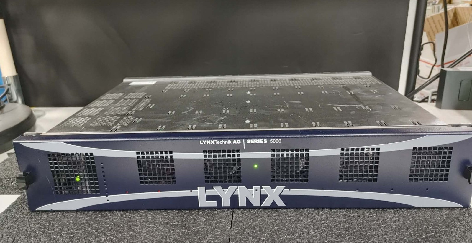 LynxTechnik R FR 5018 19″ 2RU Rack Frame w/ 2x5718 D VA Analog Video Dist Amp