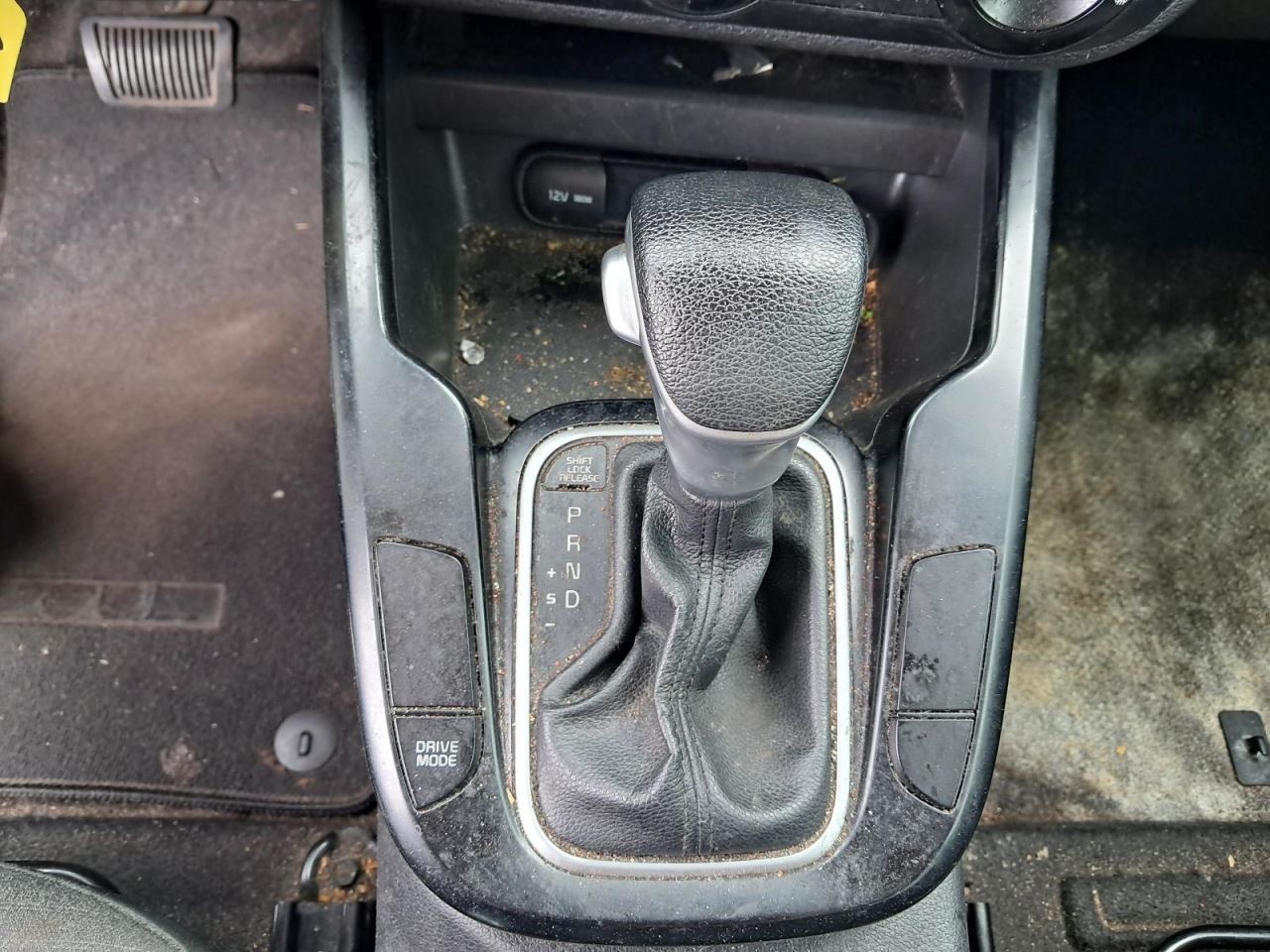 SOUL 2020 Glove Box 4804643