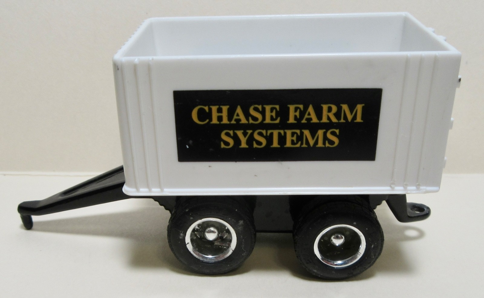 Chase Farm Systems Grain Pup 1/64 Scale