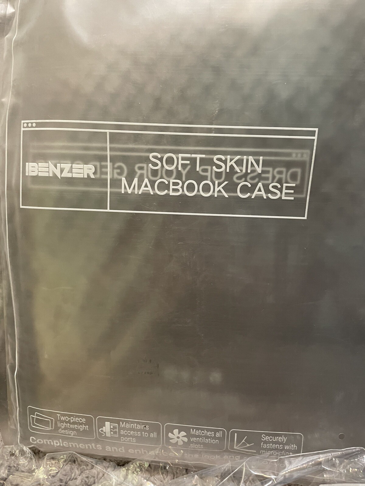 IBENZER Macbook Pro 13 Inch Case Plastic Hard Shell Cover Sky Blue !