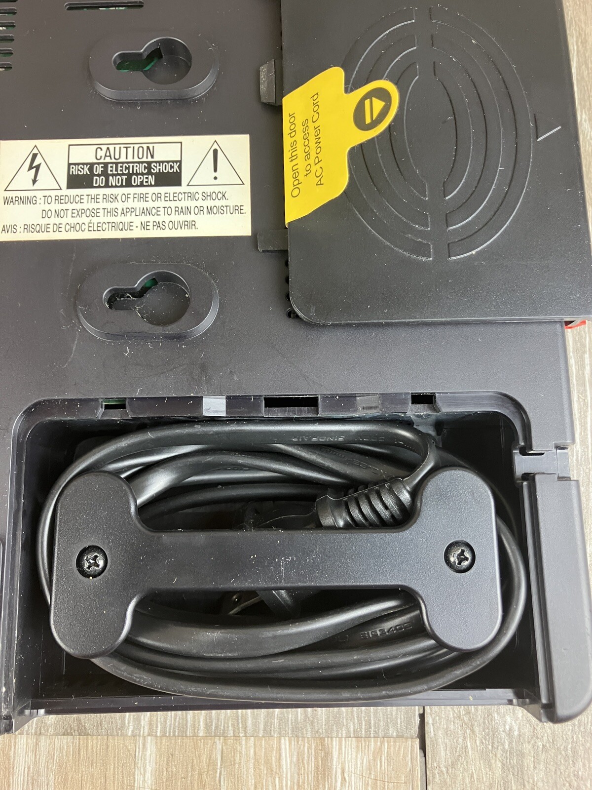 Rocketfish Wireless Rear Speaker Kit Receiver Only RF-WHTIB