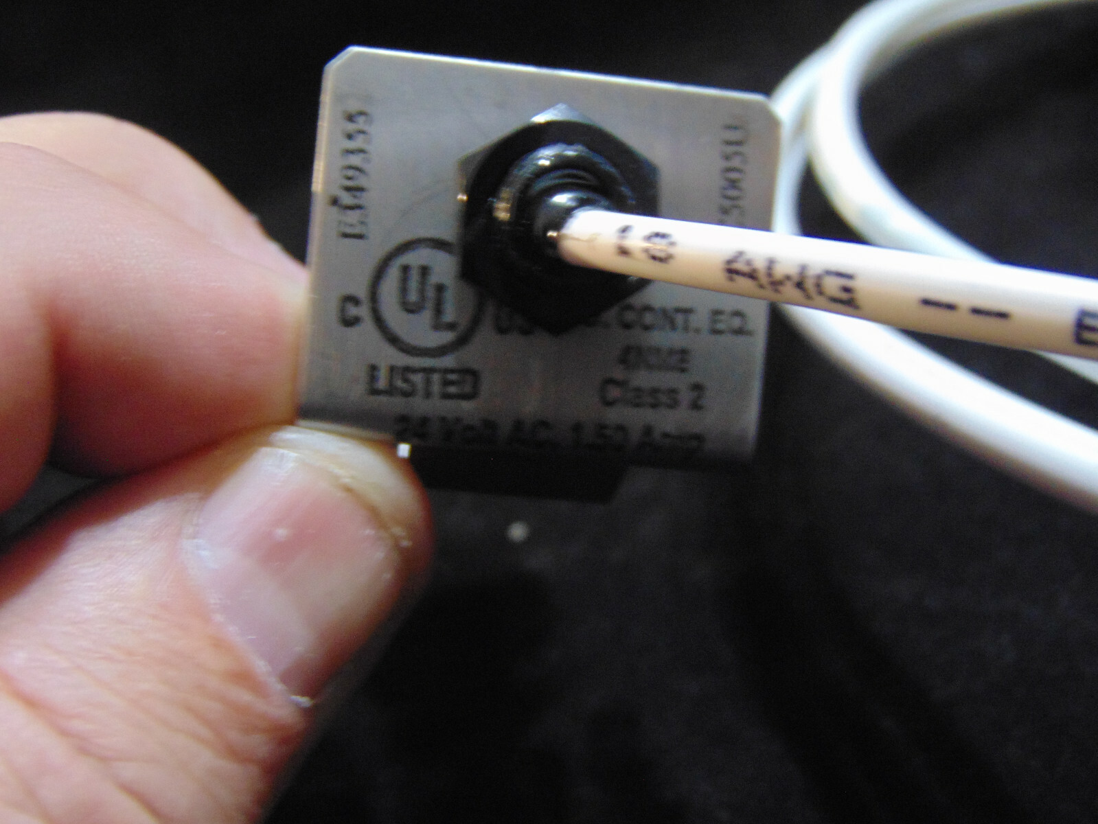 WATER FLOAT OR LEVEL SENSOR SWITCH #E349355 4NM8 FSC5005U 24VAC 1.5 AMP D163