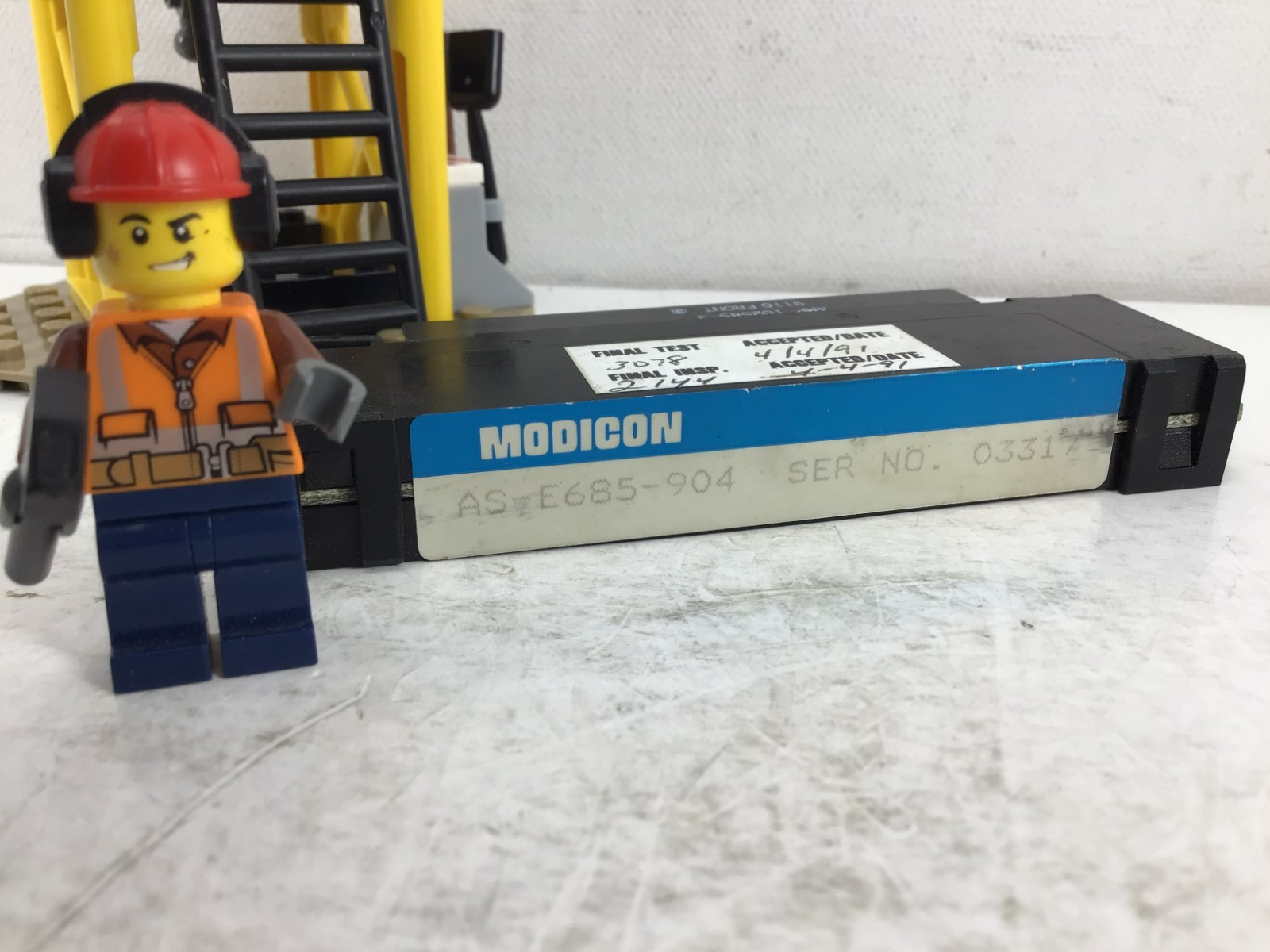 AS-E685-904 - MODICON - MEMORY MODULE - **USED**