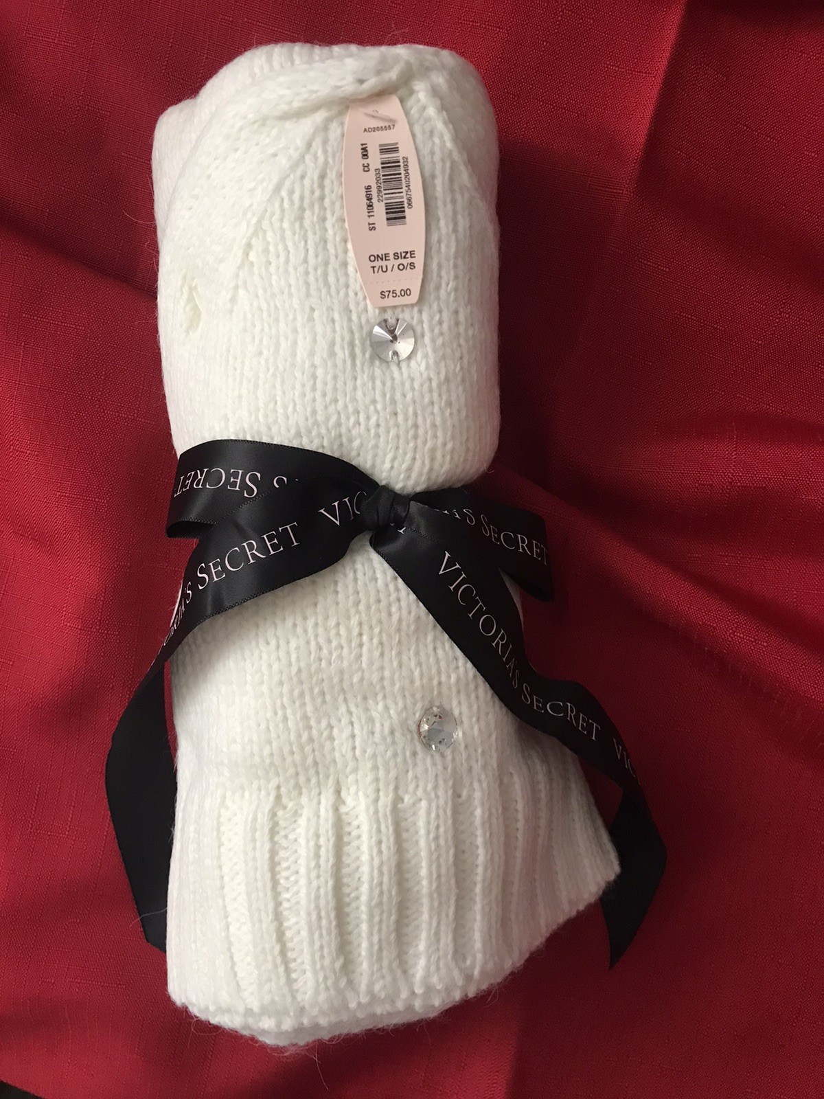 NEW! Victoria’s Secret Bling Scarf and Hat Set Creamy White Clear Jewels NWT $75