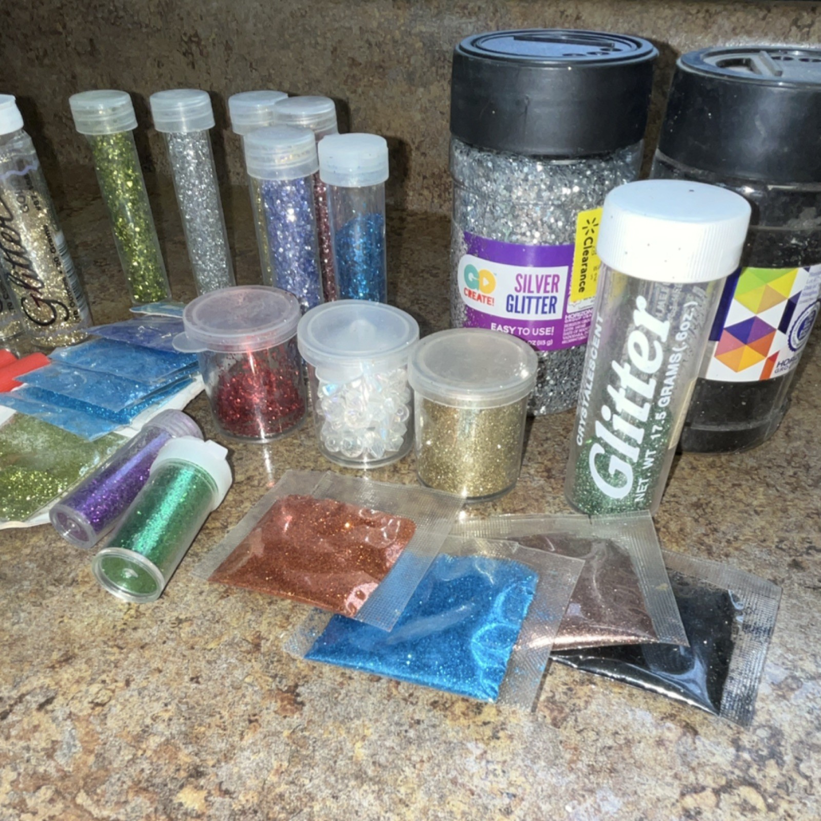 Lot of glitter used new, multicolored lot of 23 random glitter for crafters