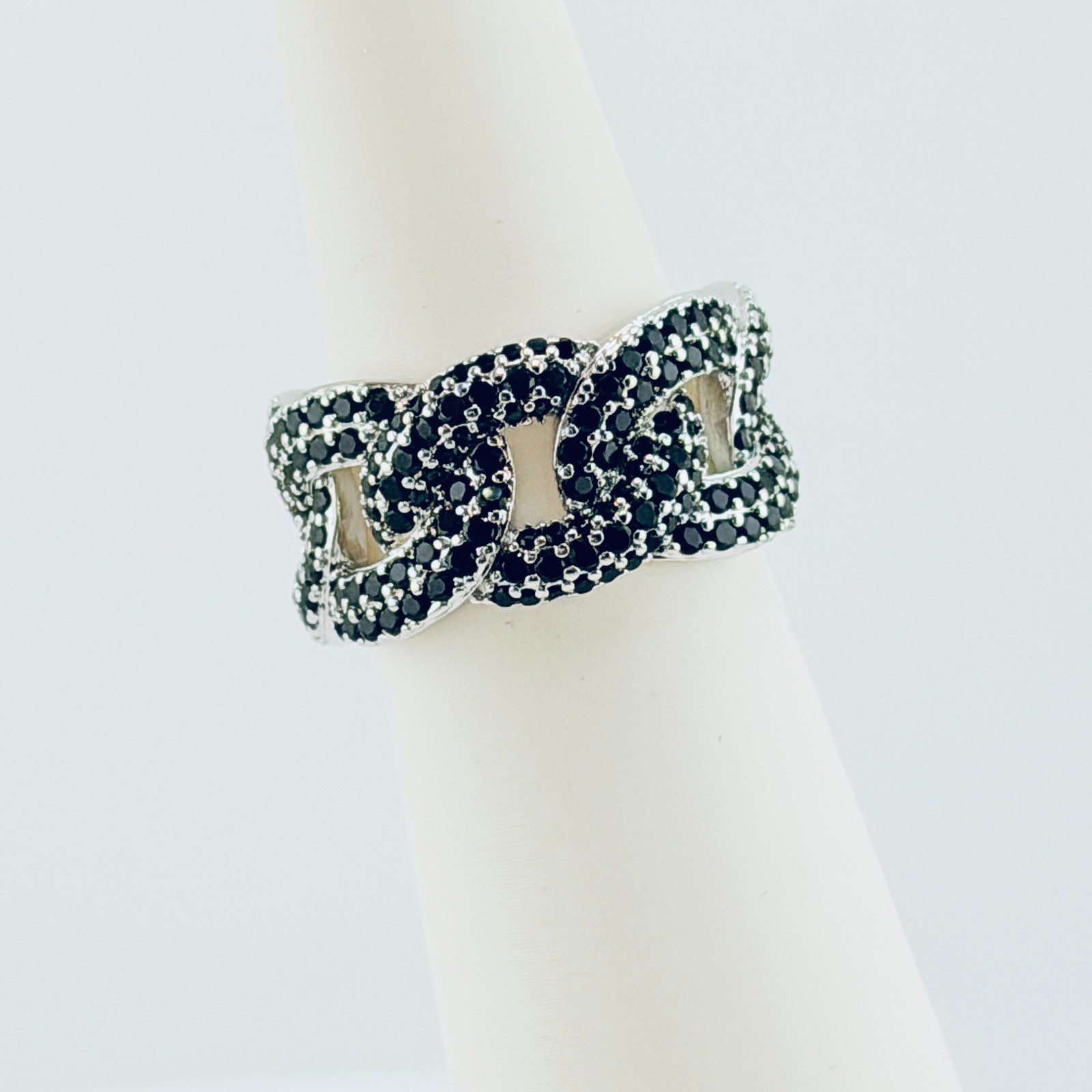 Bomb Party Links Ring Sz 8 "Moments To Remember Black Onyx on Rhodium RG21357