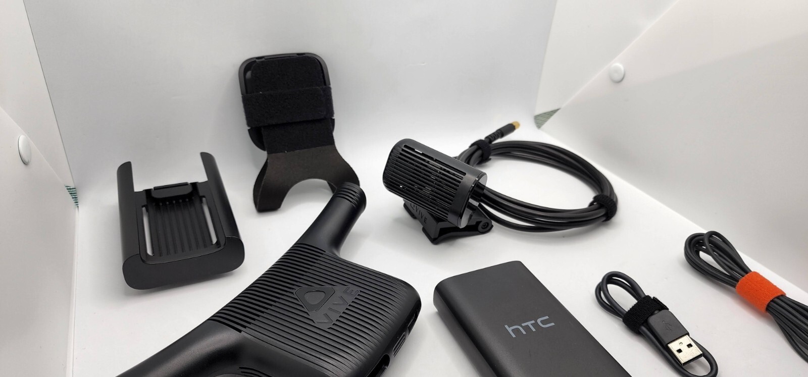 HTC VIVE Wireless Adapter Complete Full Kit for Regular OG Vive 99HANN050-00