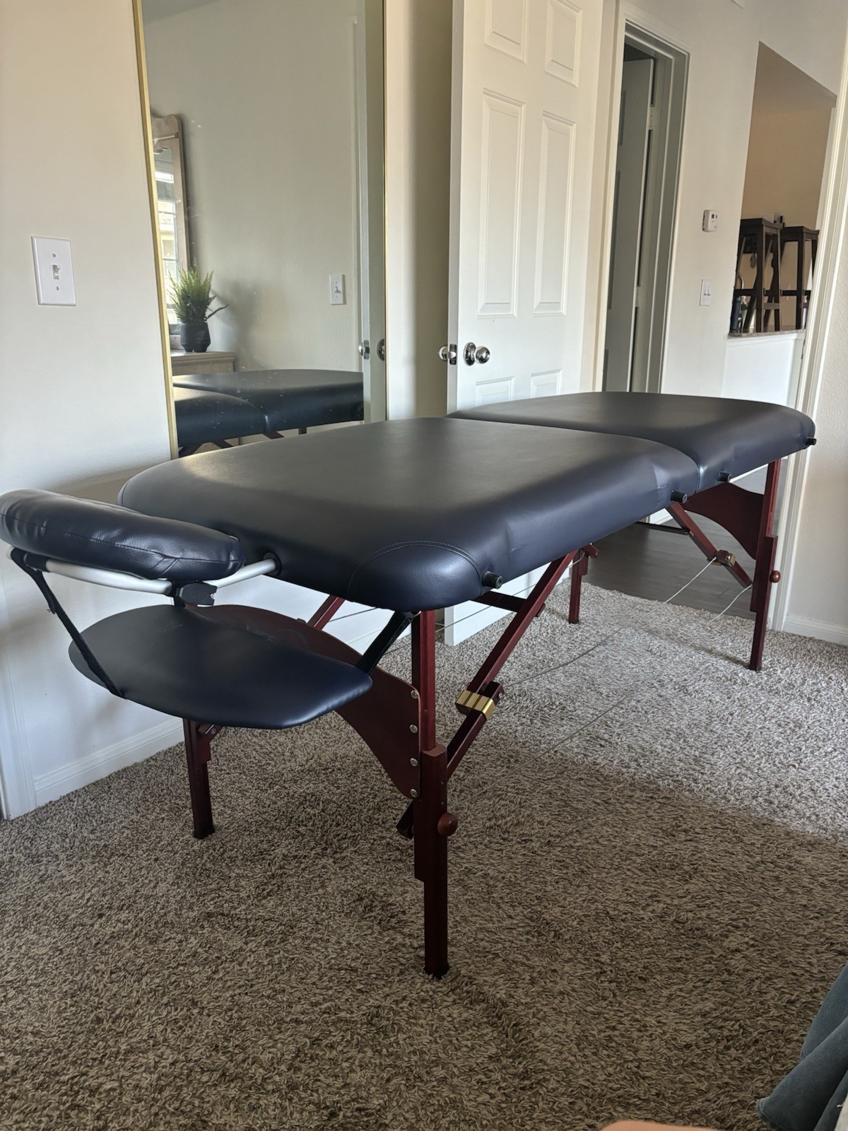 LifeGear Portable Massage Table