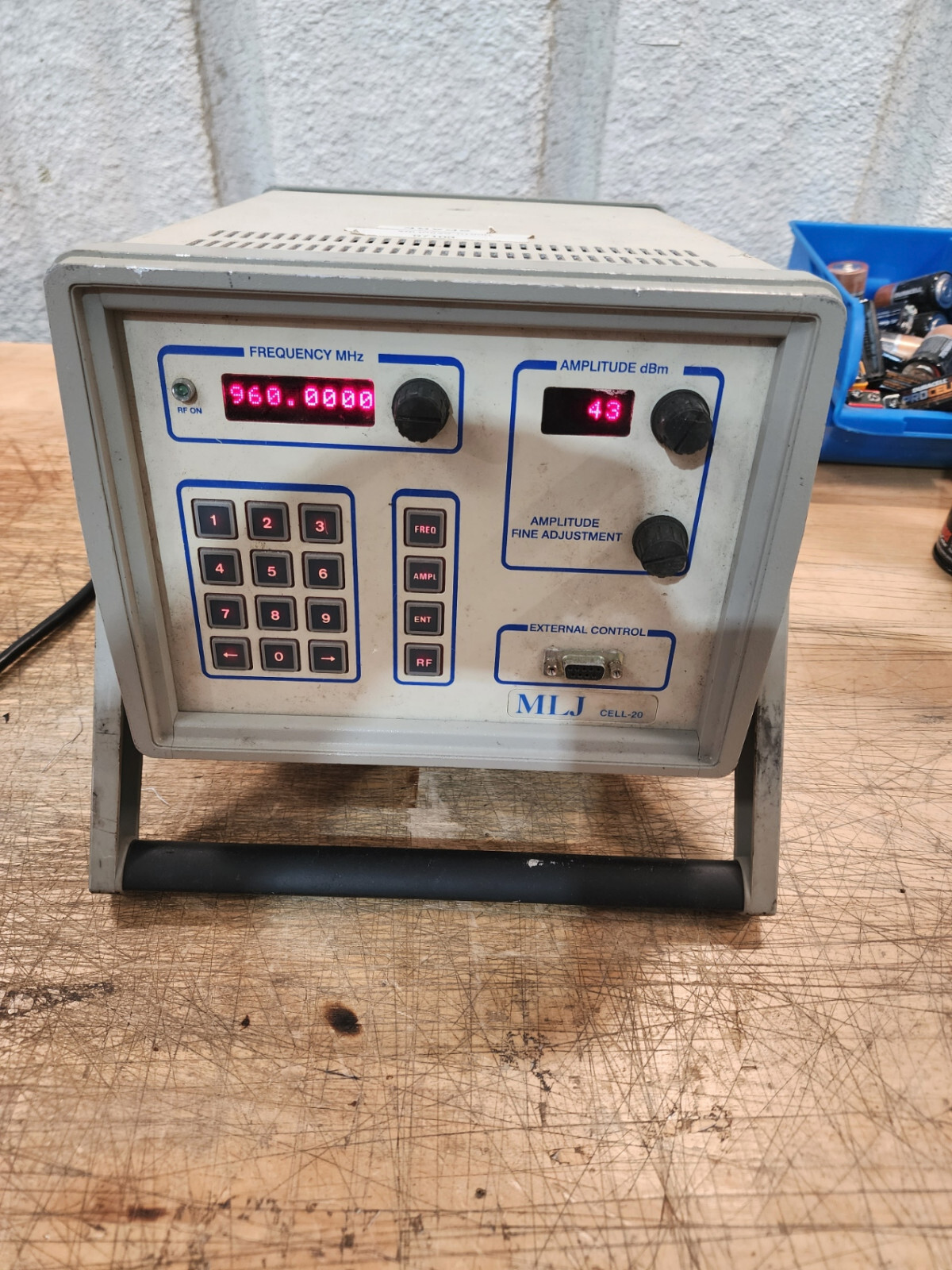 Chesapeake Microwave Technologies MLJ CELL-20 Signal Generator/Amplifier 97-0103