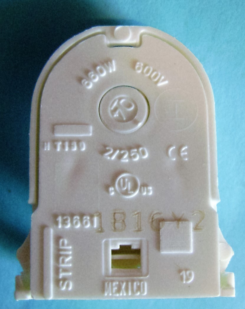 8x Leviton 13661-SNP Non-Shunt Lamp Holder T8/T12 LED Fluorescent Bi-Pin Socket