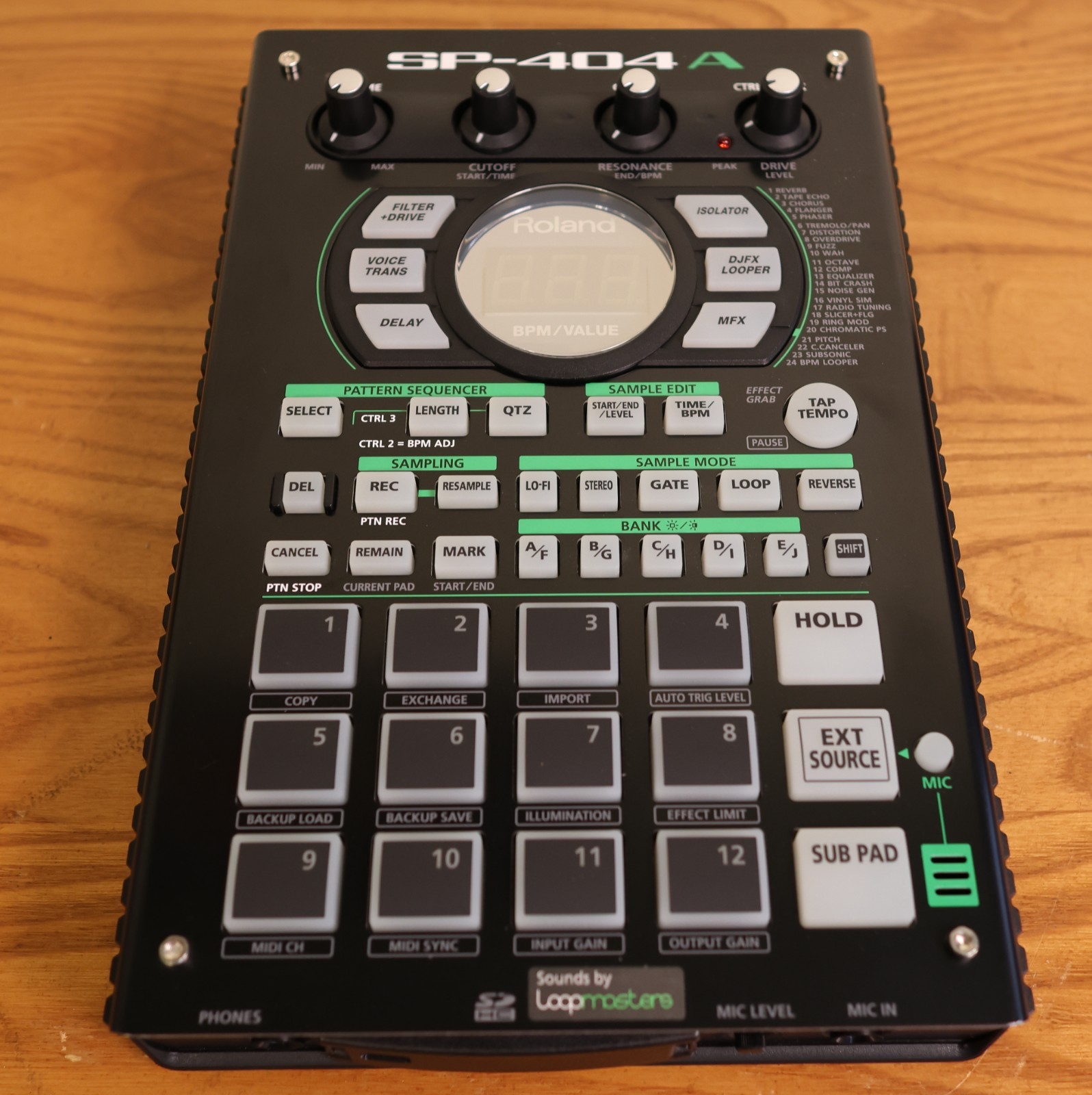 Roland SP-404A Linear Wave Sampler Mint condition