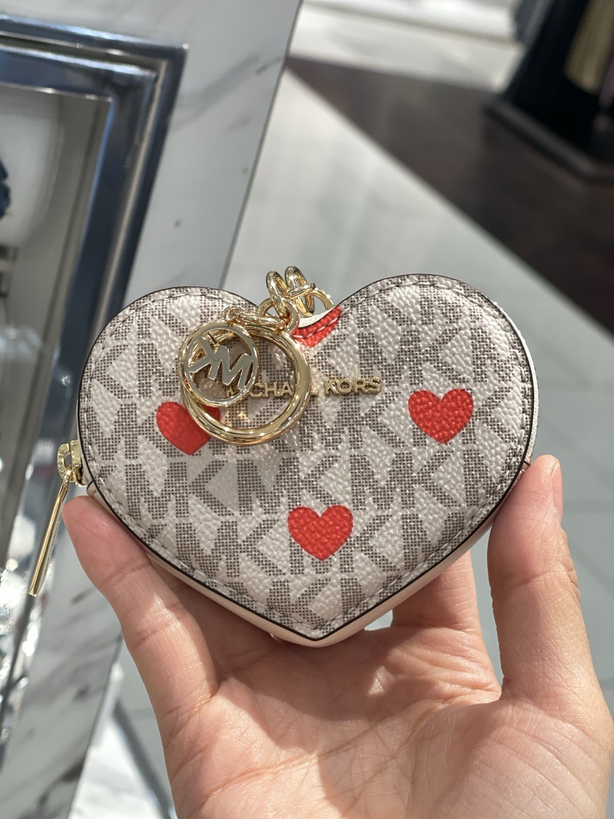 MICHAEL KORS Jet Set Small Printed Signature Logo Heart Coin Pouch NWT