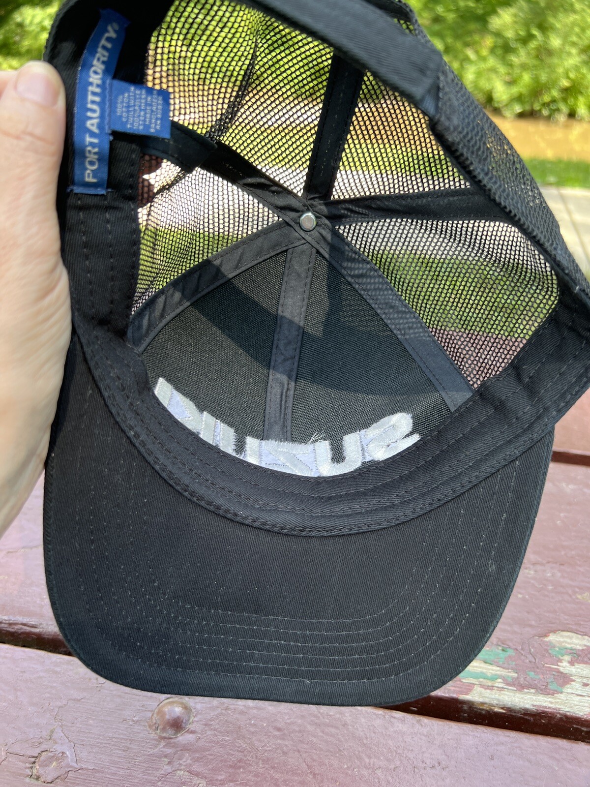 Suzuki Black Mesh Strapback Hat Cap Cotton Hat with Polyester Mesh Adj. EUC