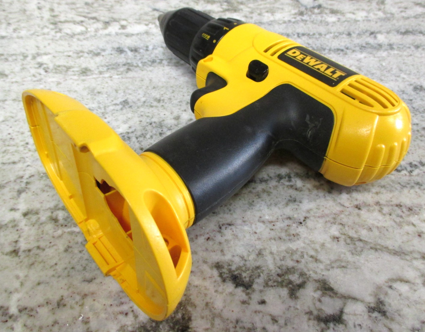Dewalt 18V Volt DC759 (DC970) 1/2" Cordless DRILL DRIVER *Bare Tool* SUPERB COND