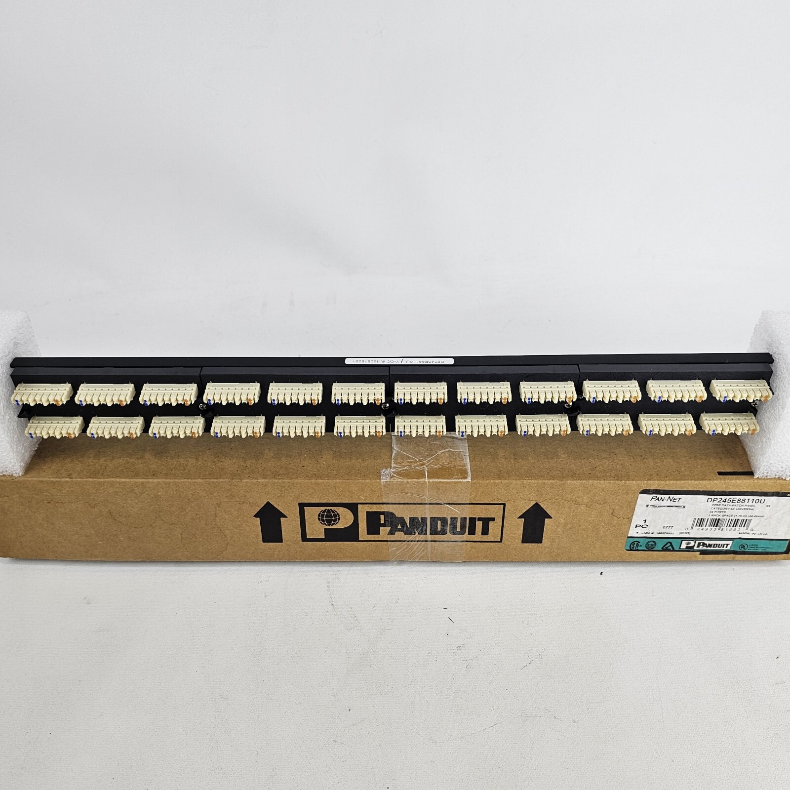 NEW PANDUIT DP5e DP245E88110U DP5E 24-PORT 1RU CAT 5E PATCH PANEL