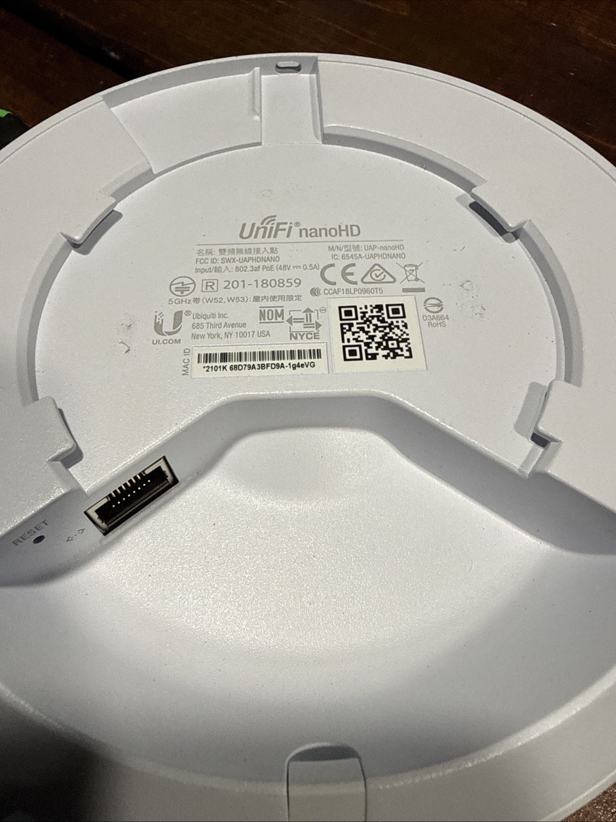 UniFi AP AC Pro UAP-AC-PRO 802.3af Access Point wireless With Bracket