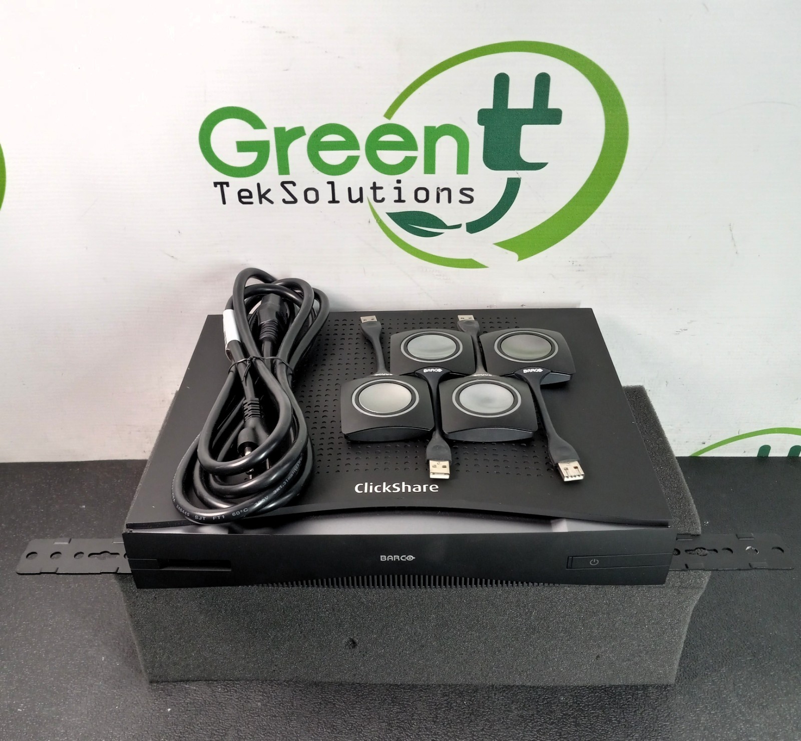 Barco Clickshare CSE-800 R9861580 Wireless Presentation System w 4 CS Buttons