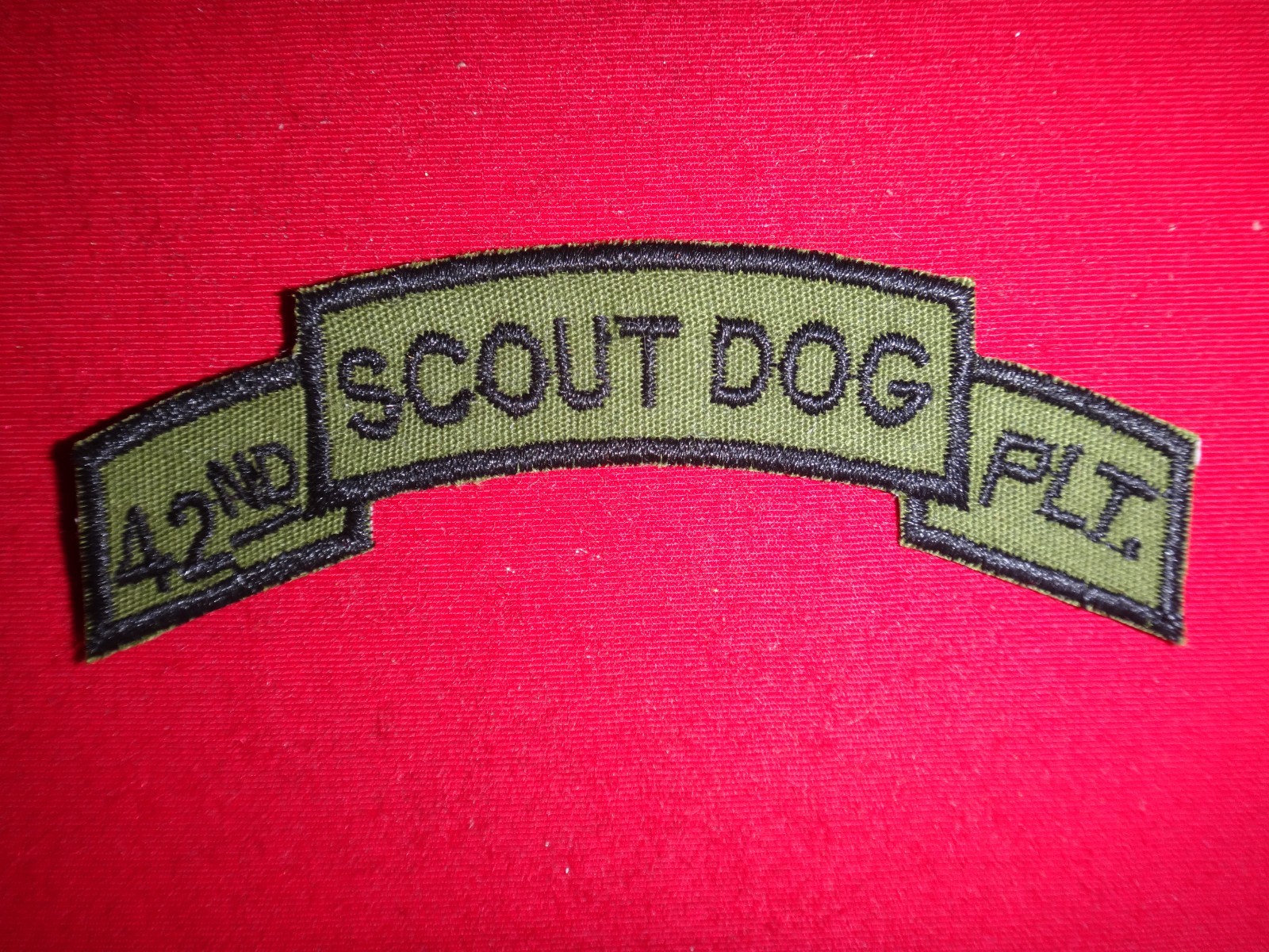 Vietnam War Scroll US 42nd Infantry SCOUT DOG PLATOON Subdued Patch