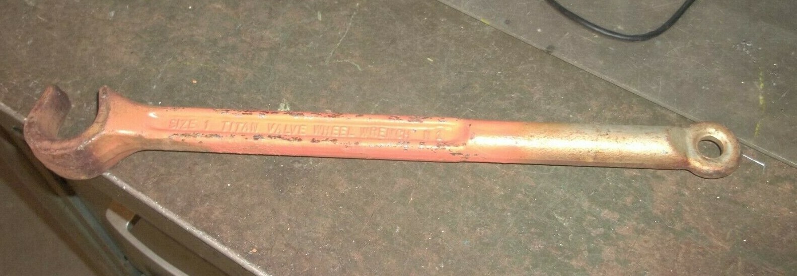 GEARENCH TITAN VALVE WHEEL WRENCH SIZE 1 (T7)