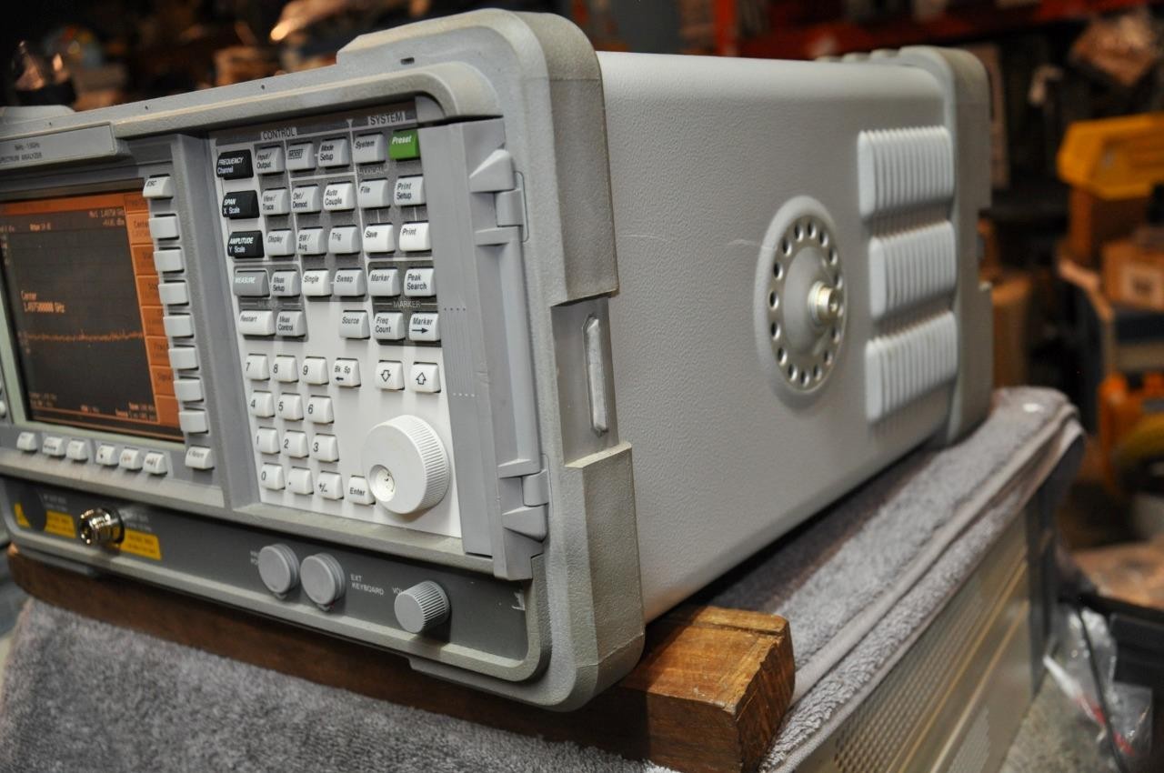 Agilent E4411B Spectrum Analyzer